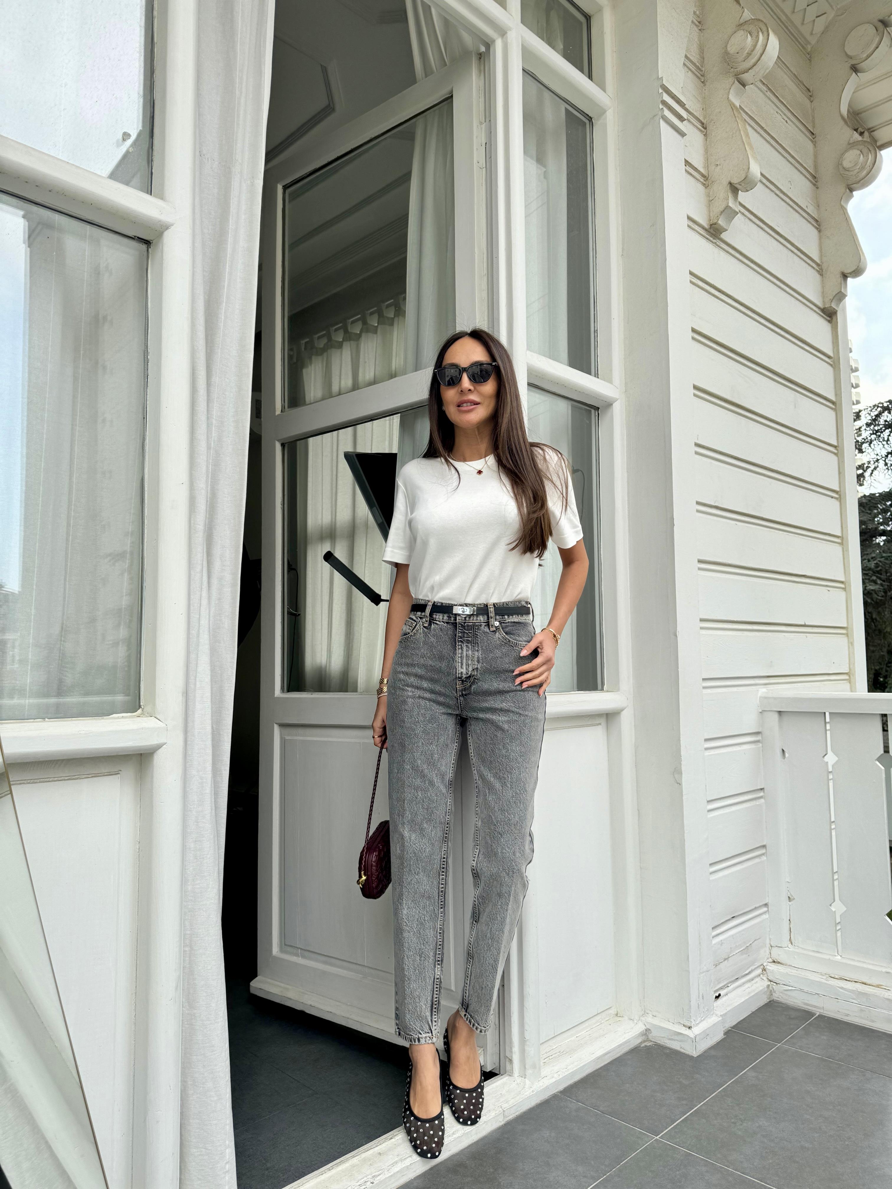 Gri Dikişli Mom Fit Jean