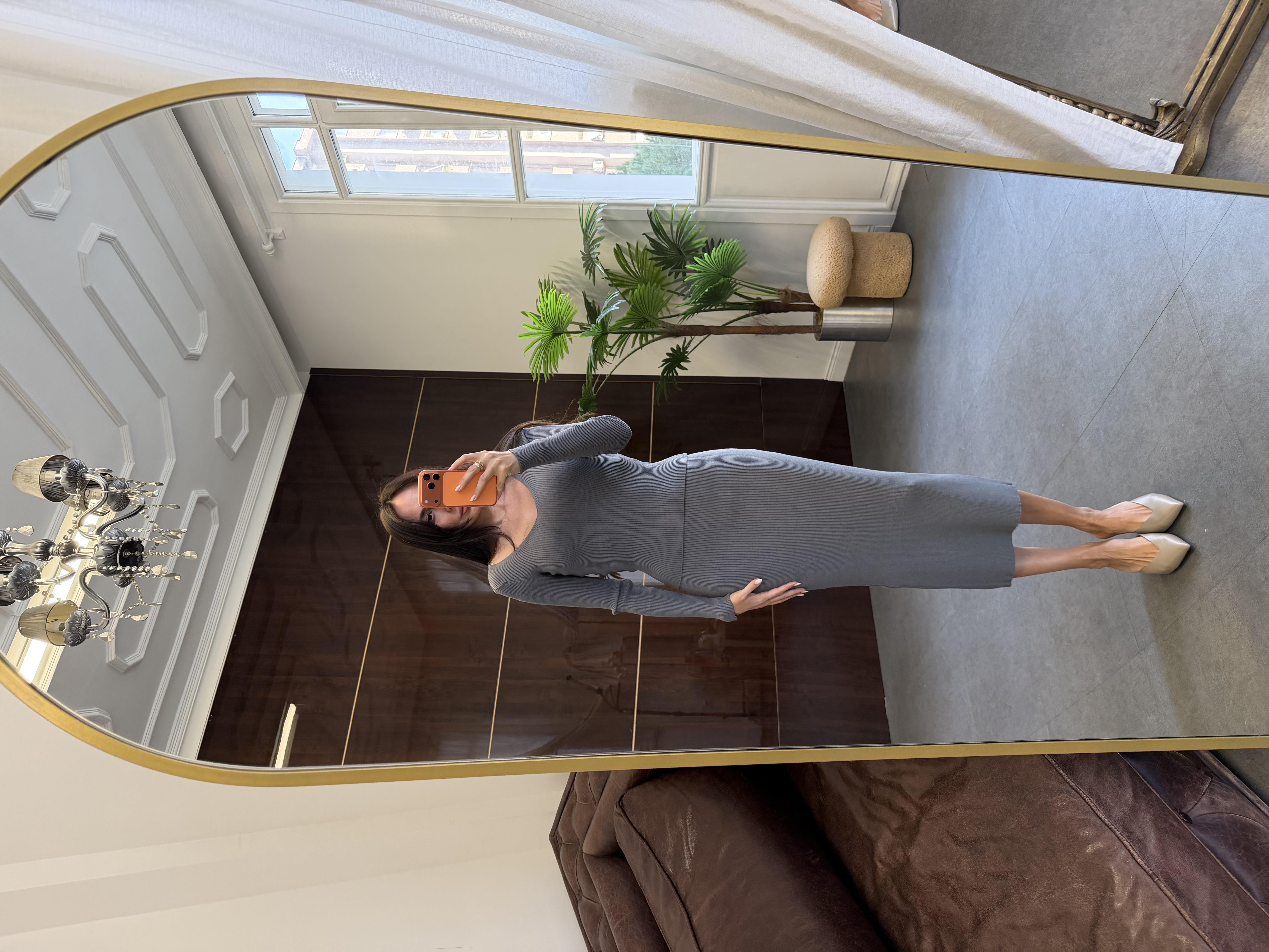 Gri Fitilli V Yaka Etekli Takım