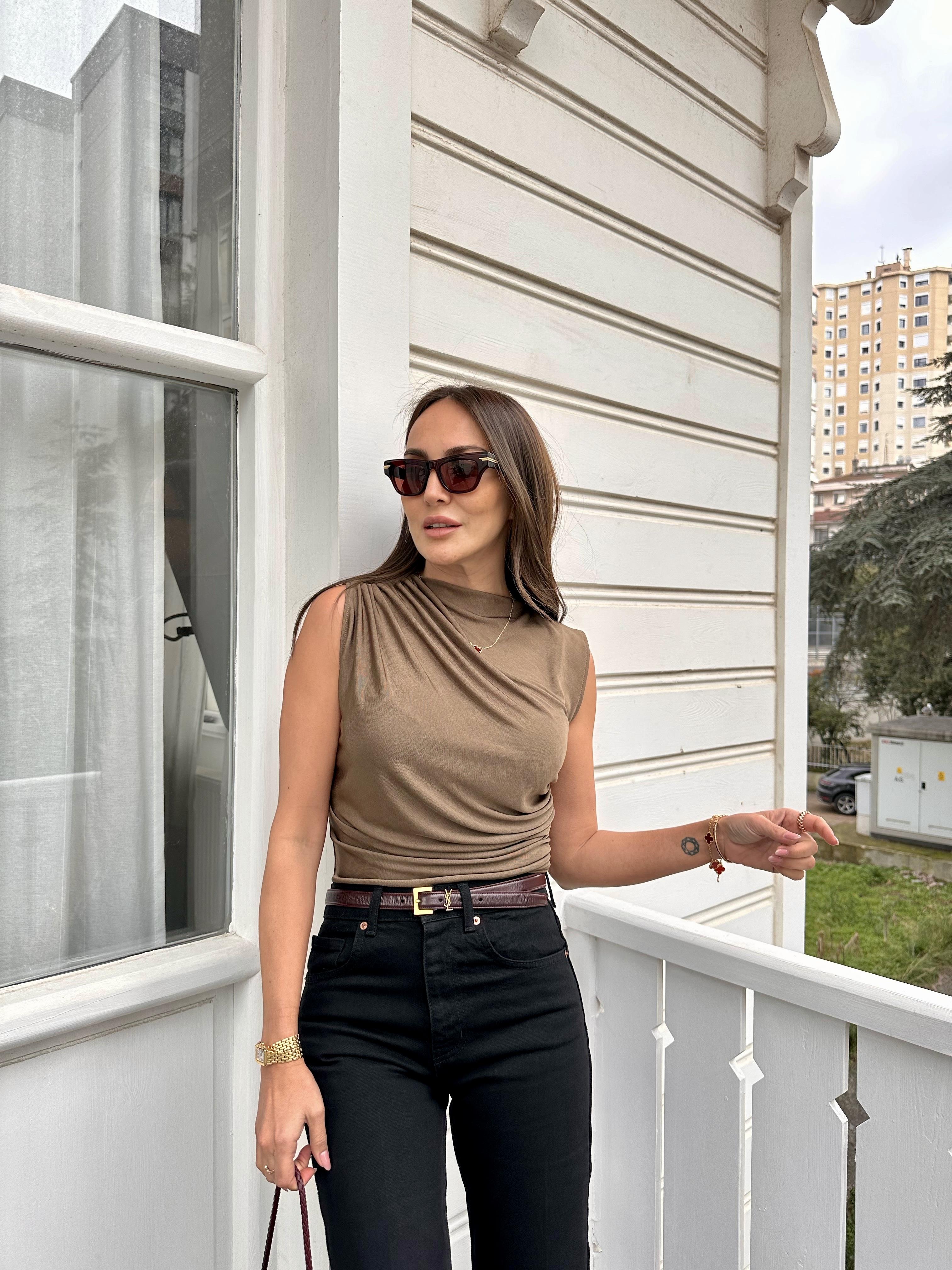 Haki Kolsuz Drapeli Bluz