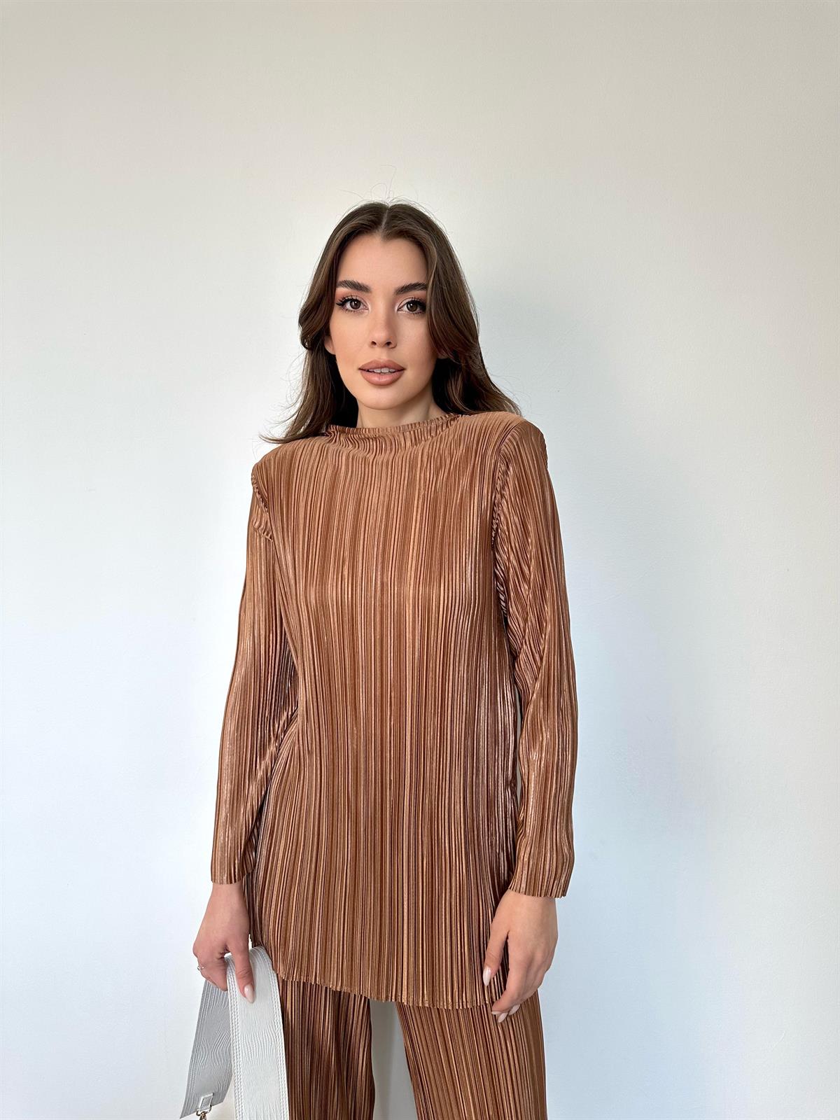 Kahve Kırinkıl Kumaş Vatkalı Takım · 9