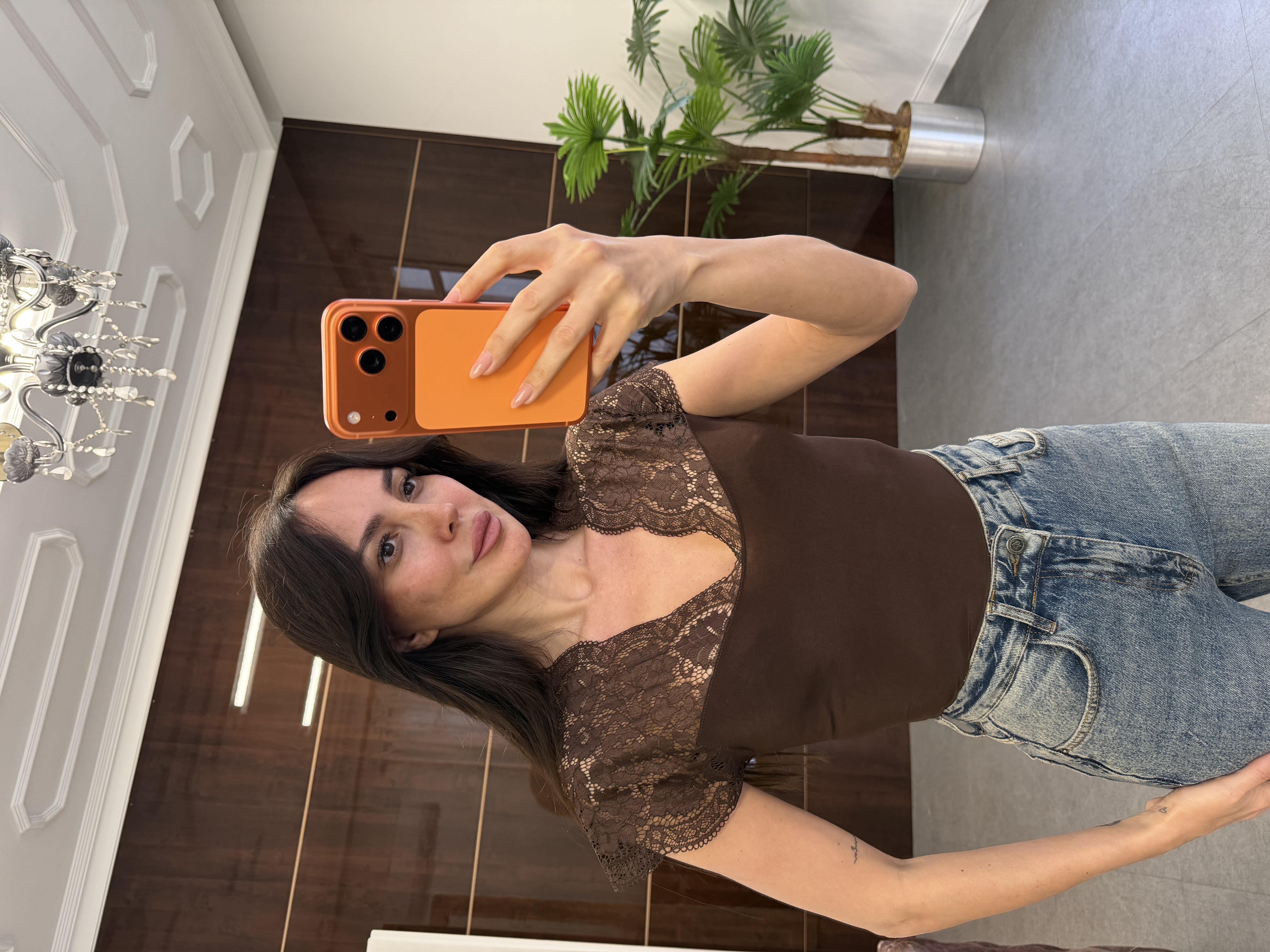 Kahve Kolları Dantelli Bluz