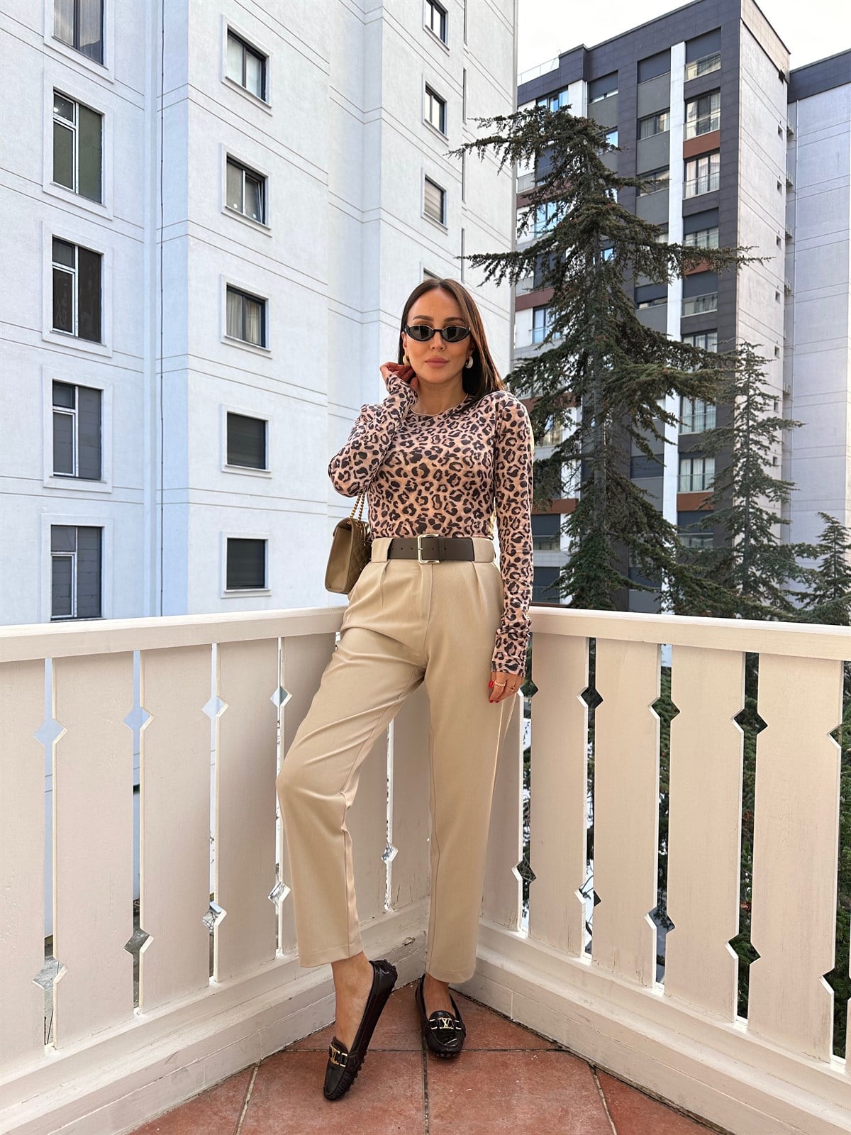 Kahve  Leopar Desenli Bodysuit