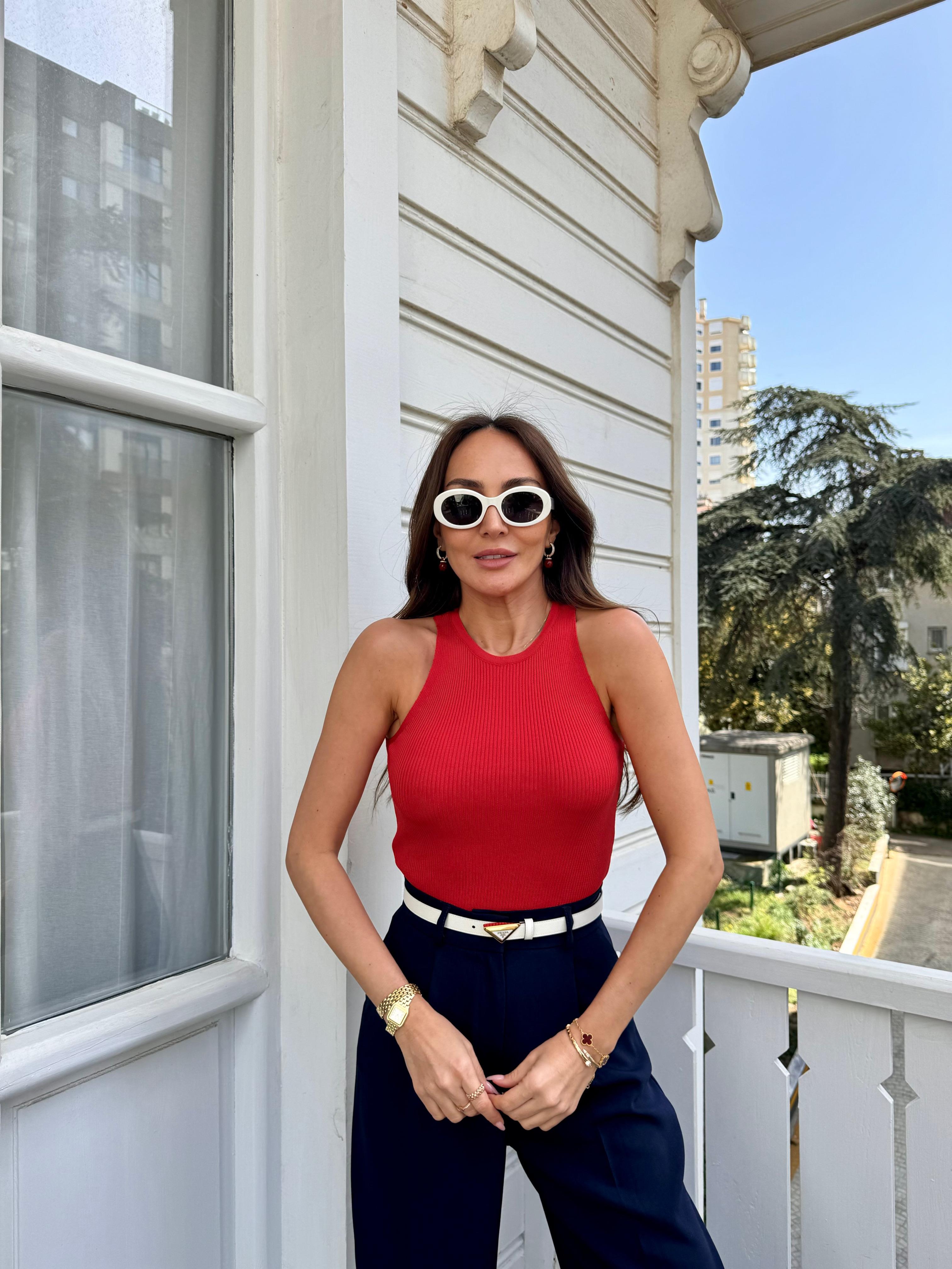 Kırmızı Çelik Örme Fitilli Atlet
