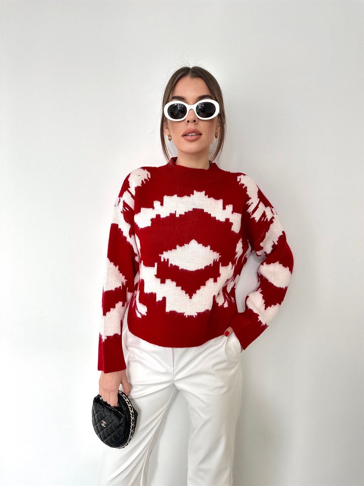 Kırmızı Desenli Kırçıllı Kazak