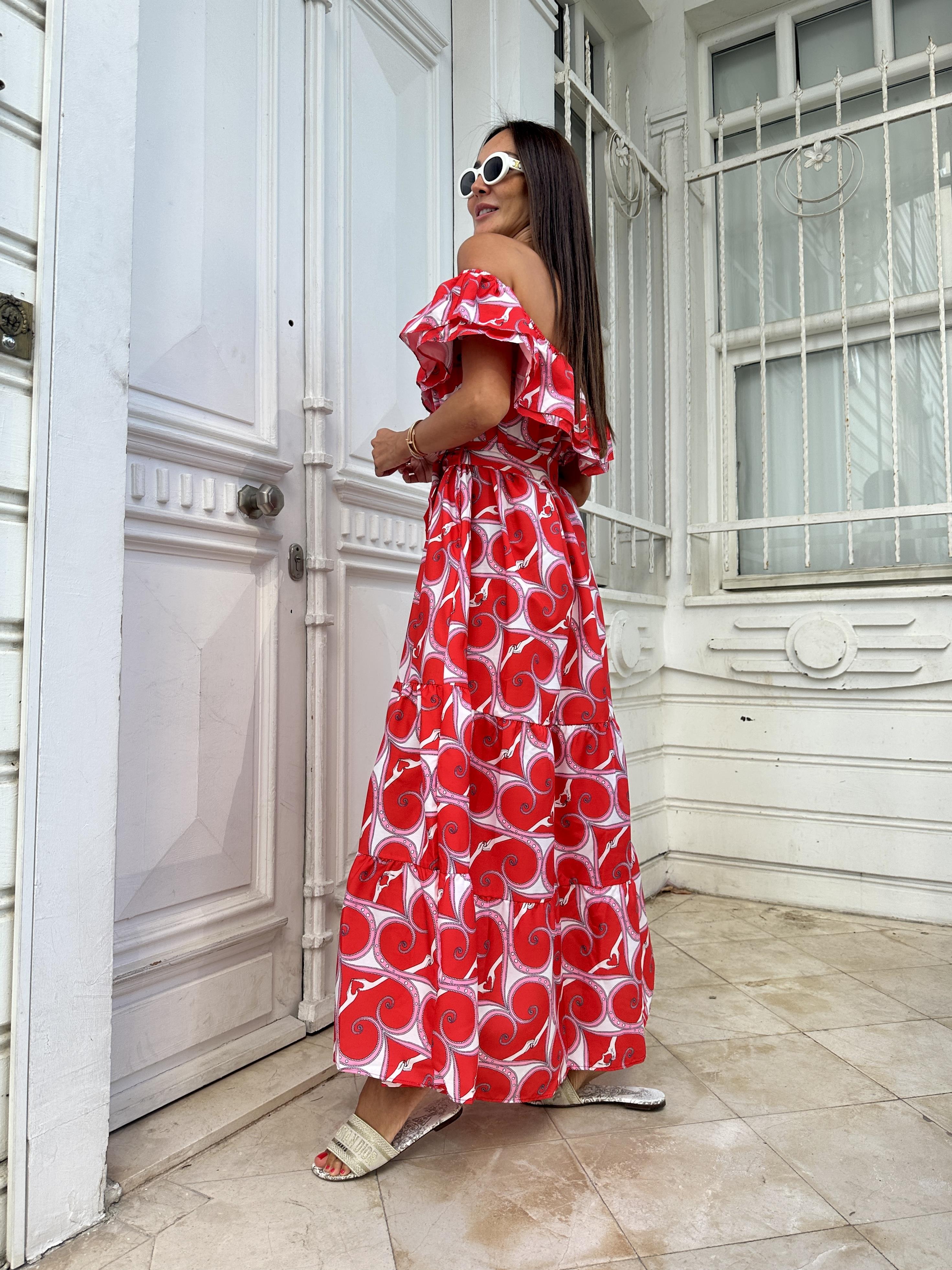 Kırmızı Madonna Yaka Desenli Elbise