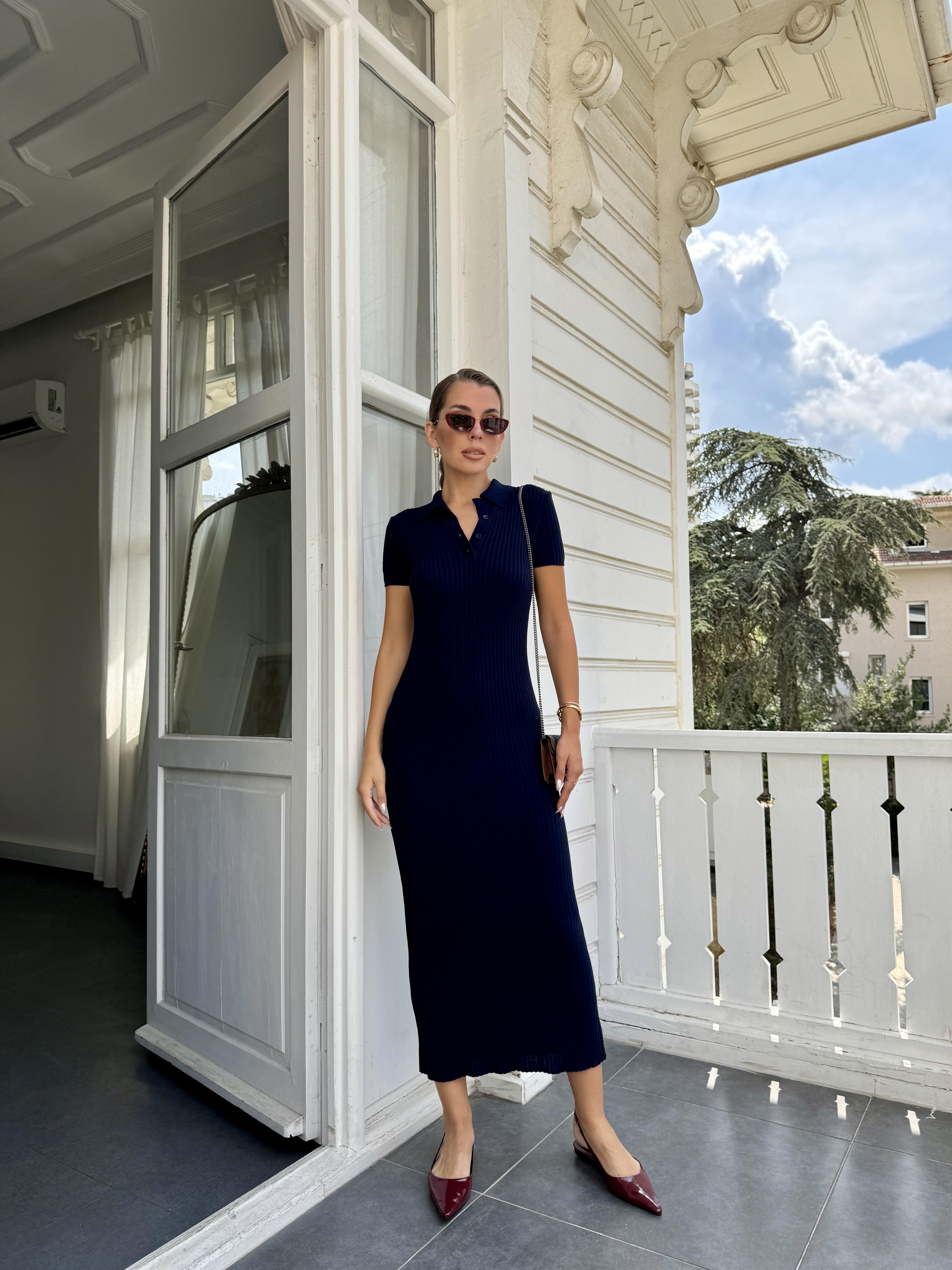 Lacivert Fitilli Yakalı Triko Ebise