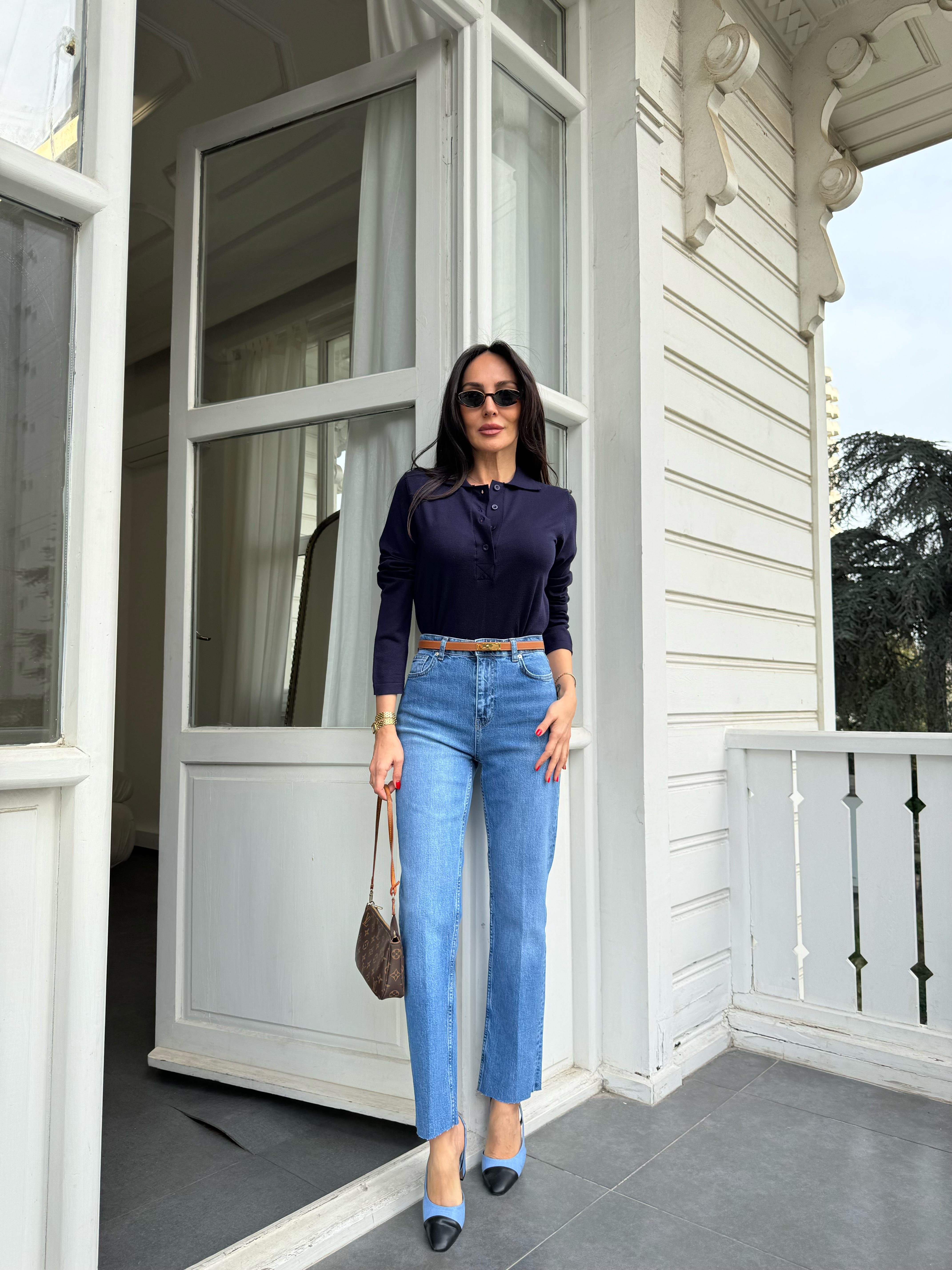 Mavi Kesik Paça Denim Pantolon