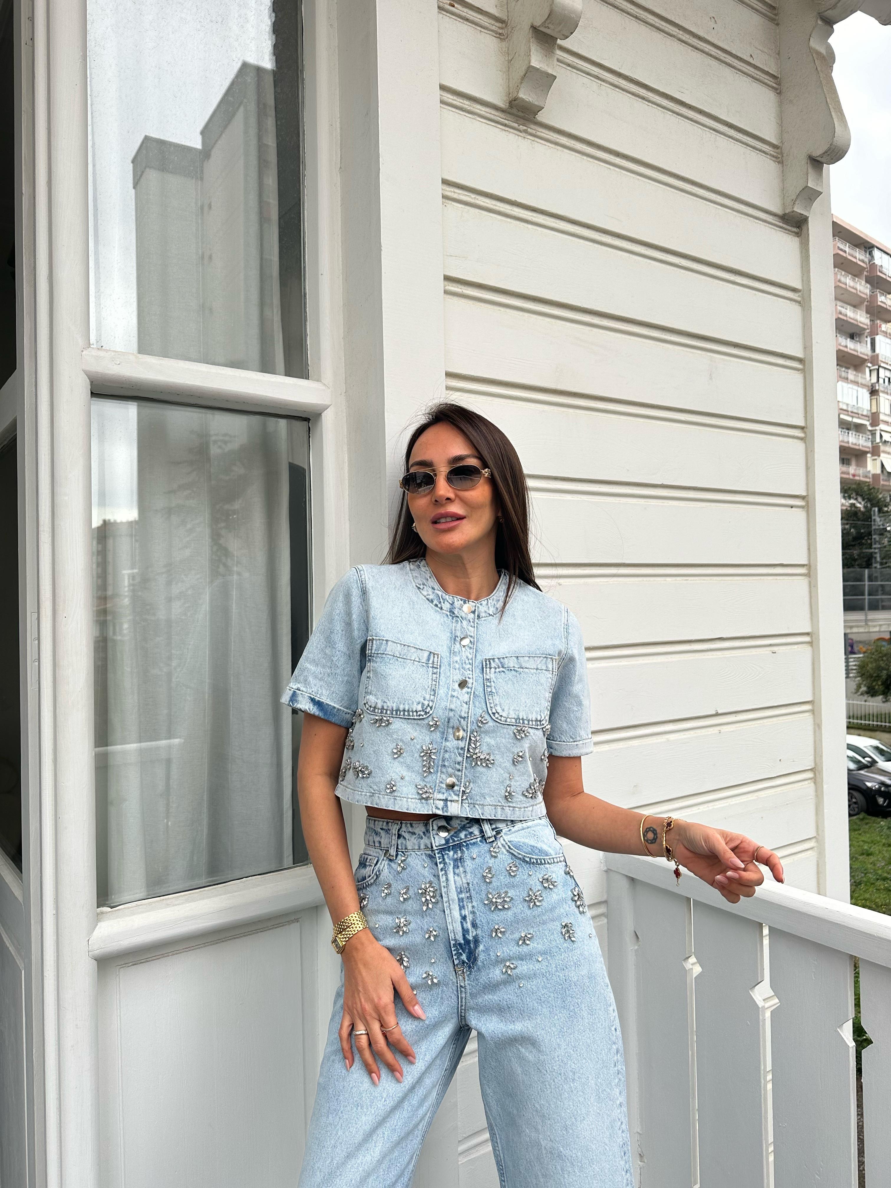 Mavi Taş İşleme Kısa Kollu Kot Ceket