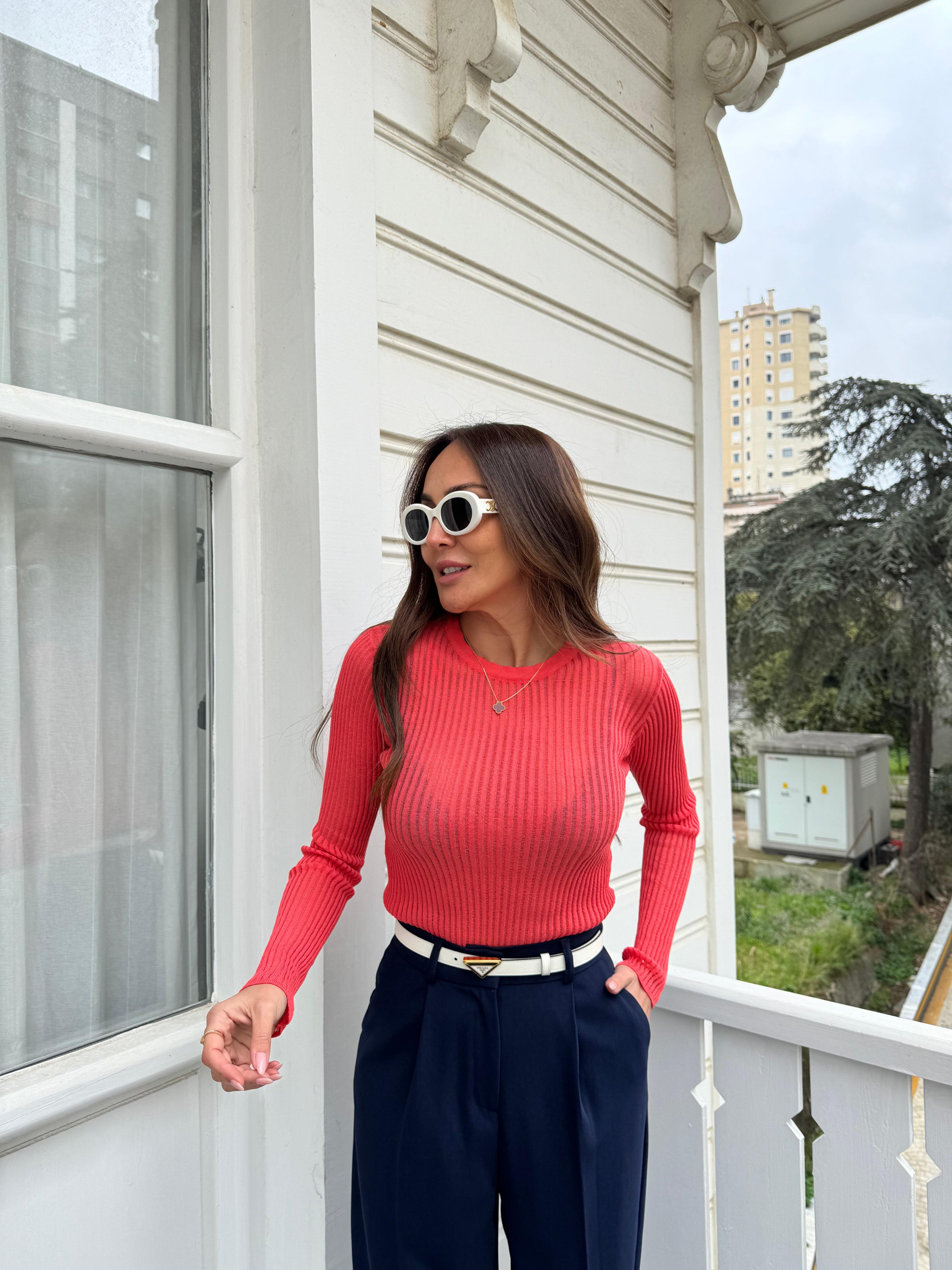 Nar Çiçeği Bisiklet Yaka Transparan Triko