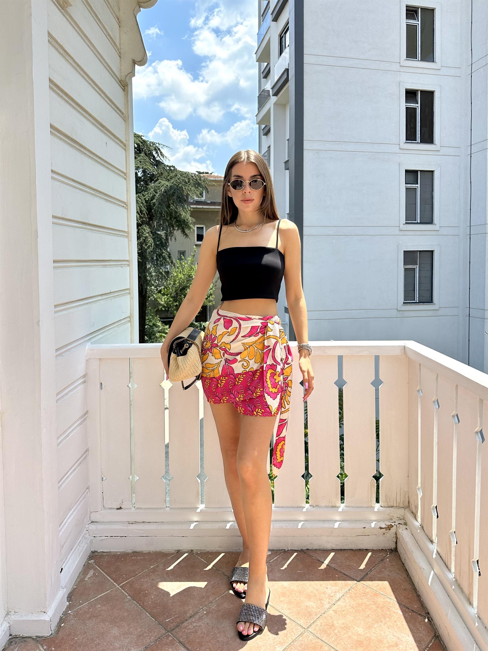 Pembe Bağlama Detaylı Anvelop Mini Etek