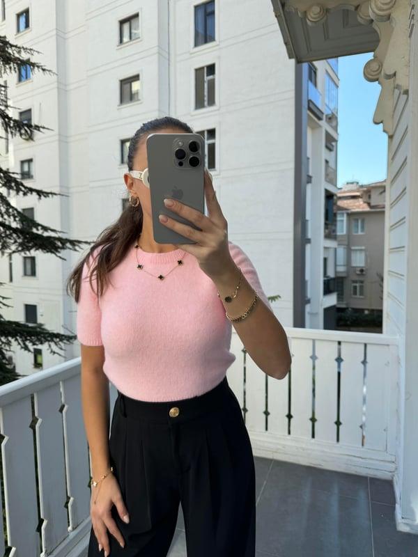 Pembe Bisiklet Yaka Yumuşak Dokulu Kısa Kol Triko Kazak