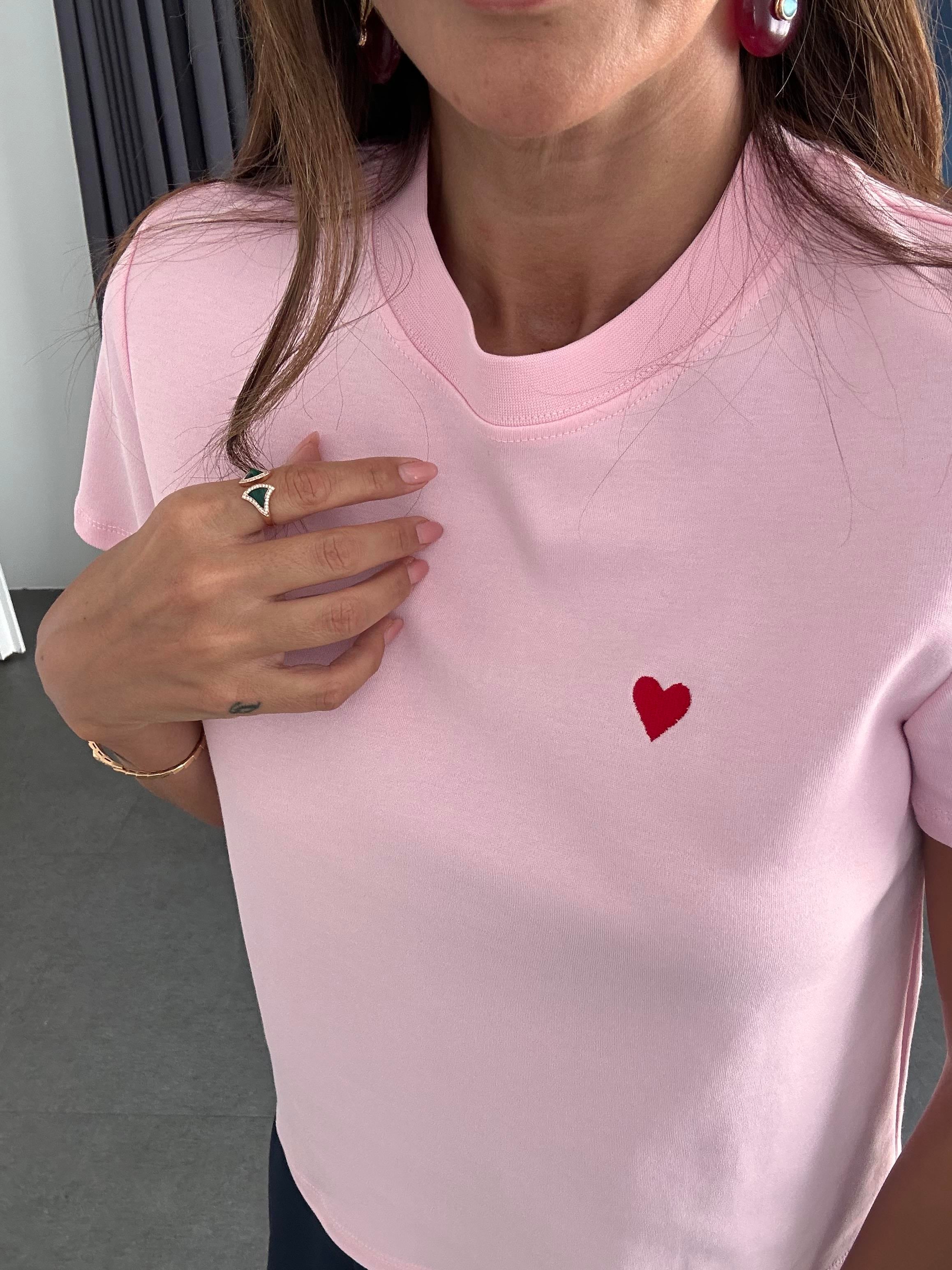 Pembe Kalpli Tişört