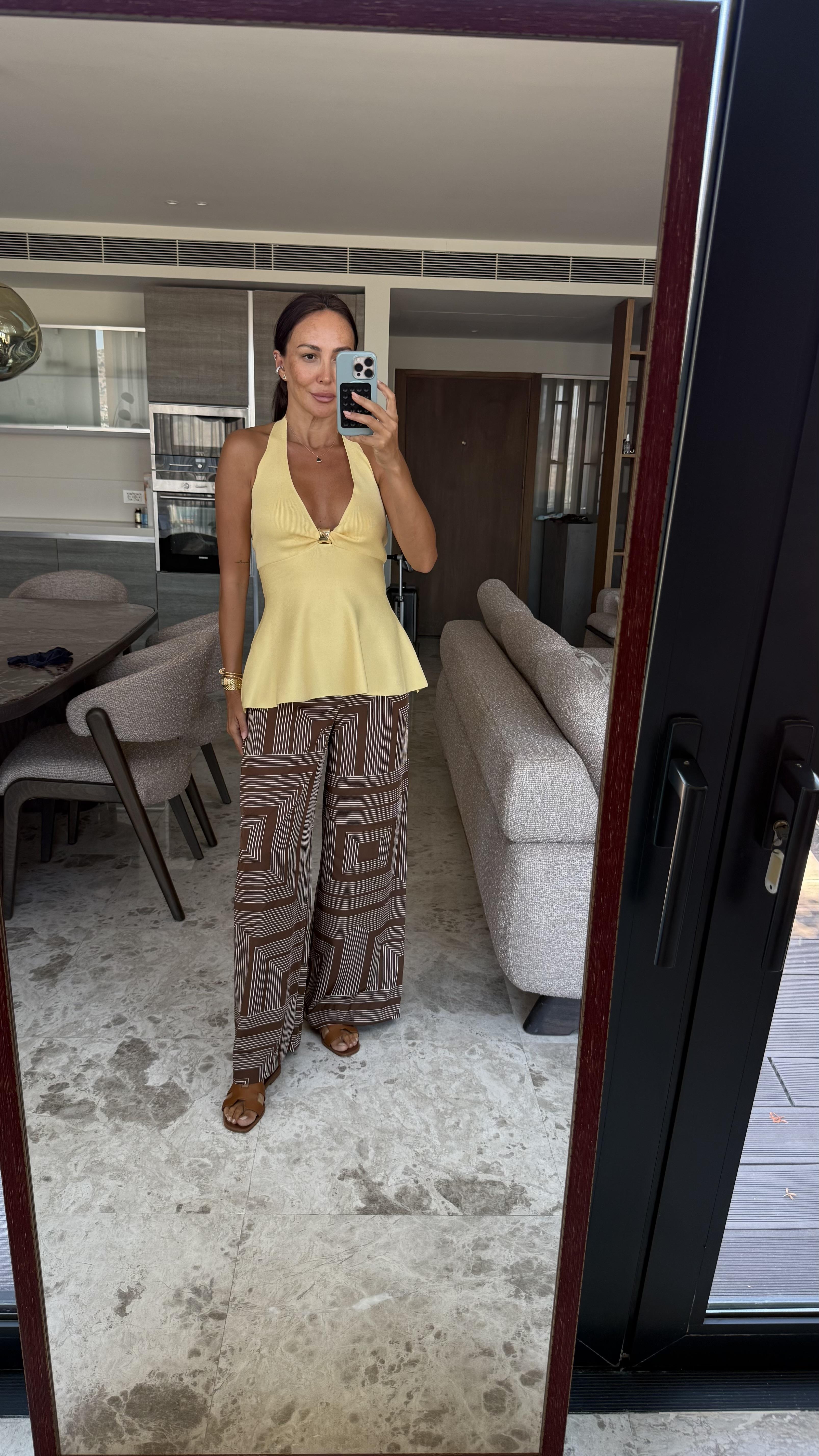 Sarı Metal Detaylı Bluz