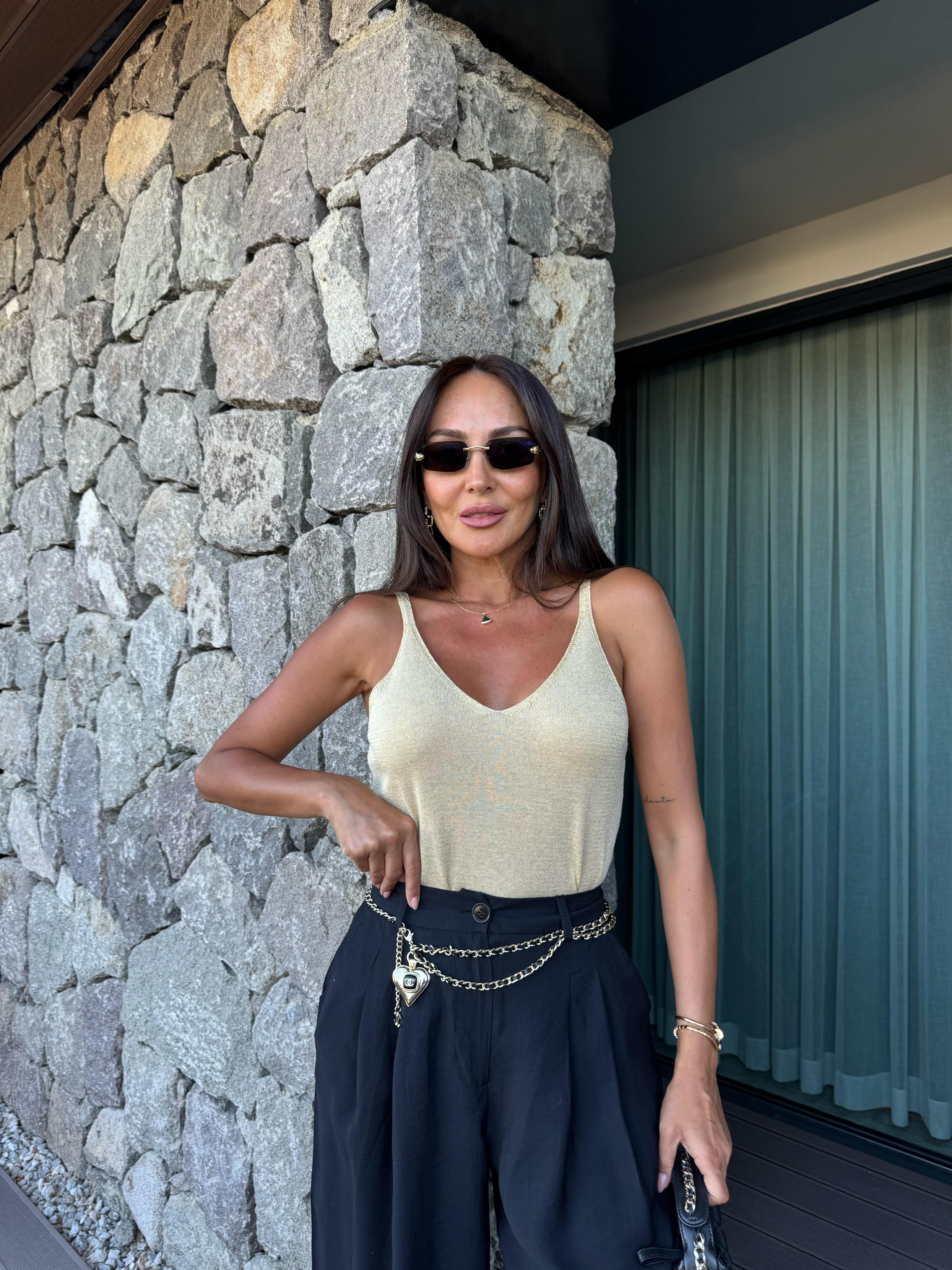 Sarı Simli Askılı Bluz