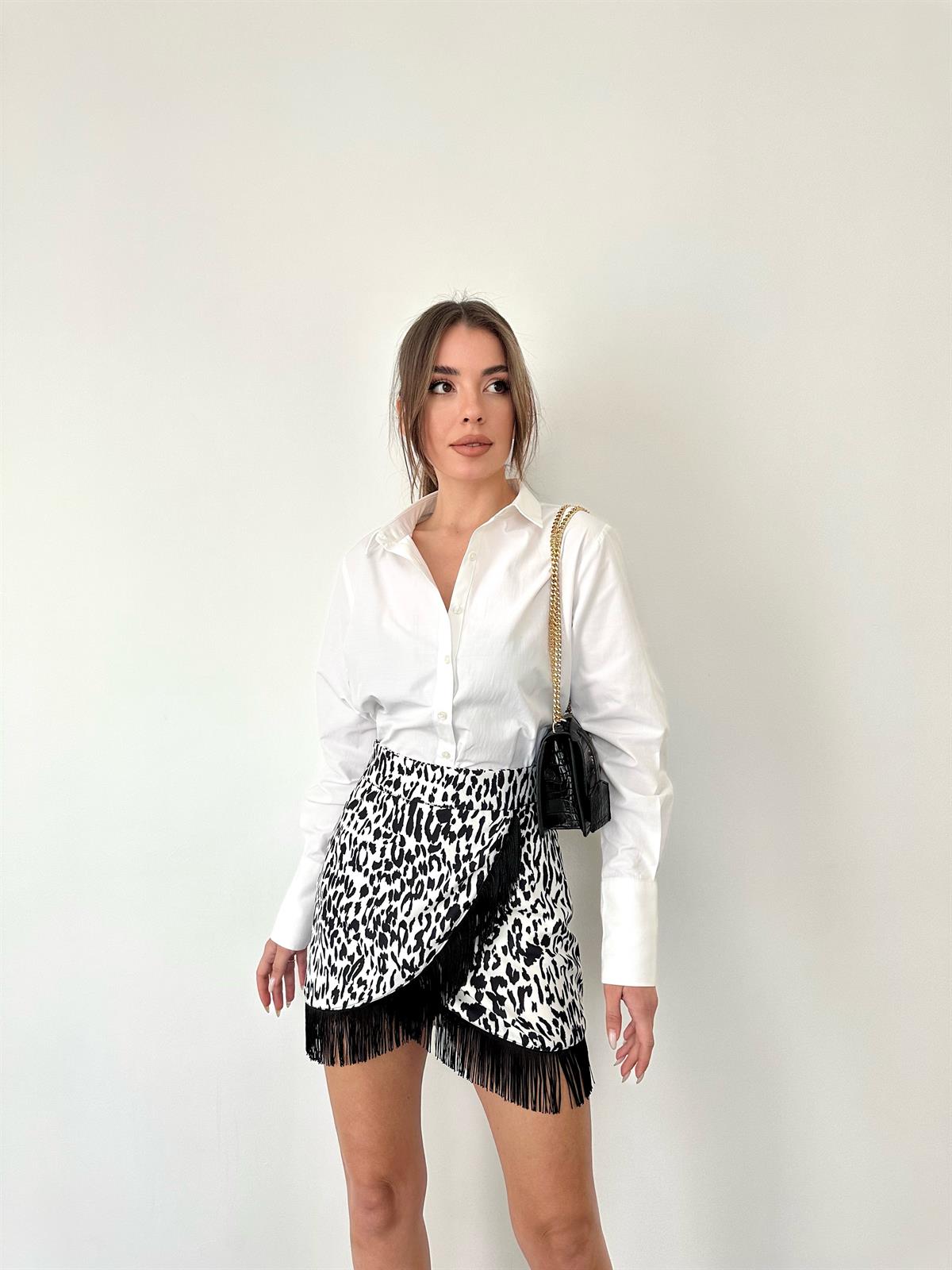 Siyah-Beyaz Püsküllü Mini Etek · 11