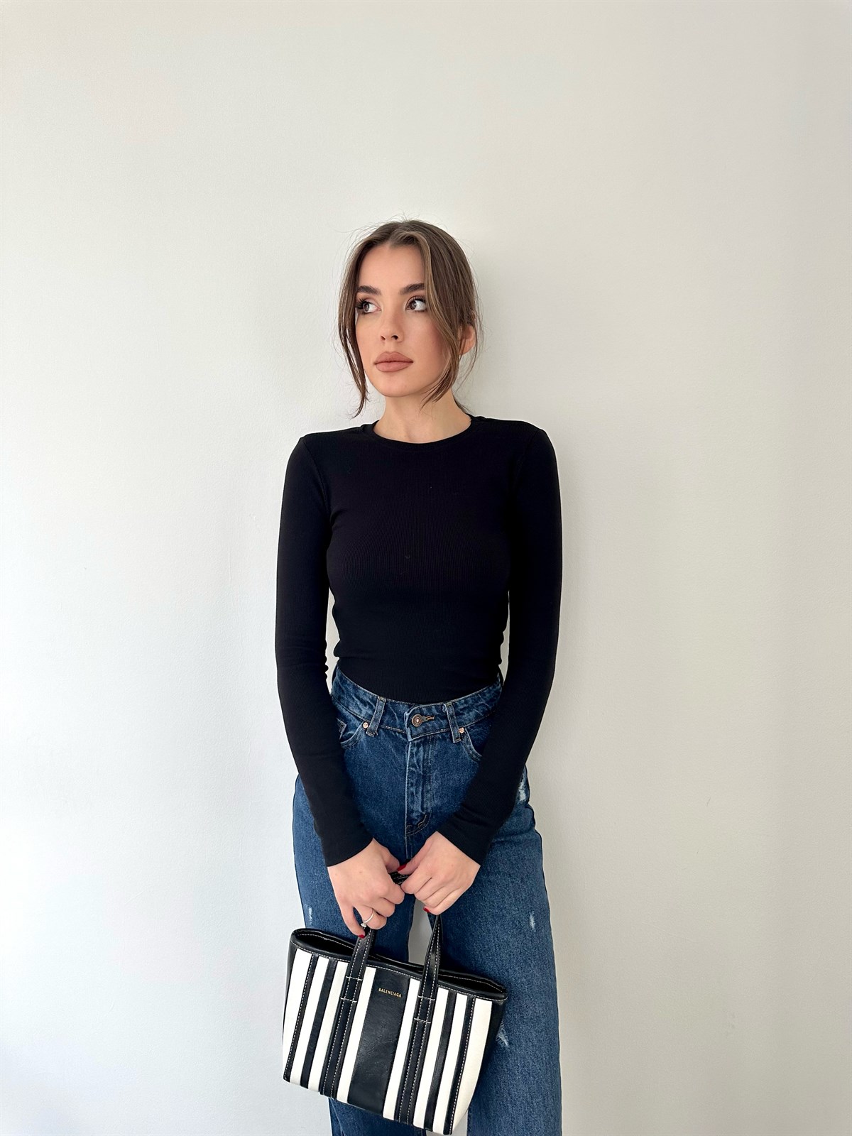 Siyah  Bisiklet Yaka Bluz