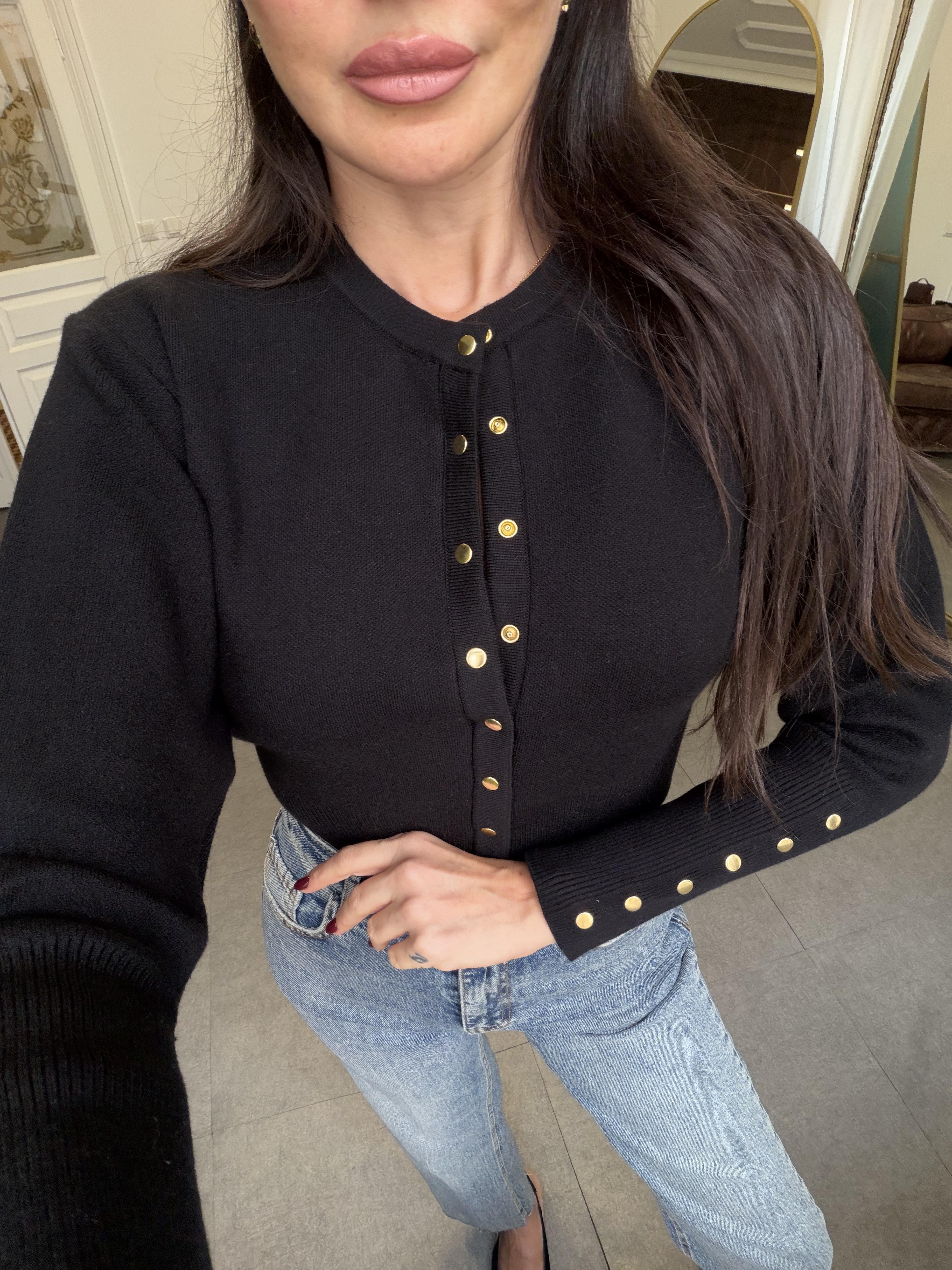 Siyah Çıtçıtlı Triko Hırka