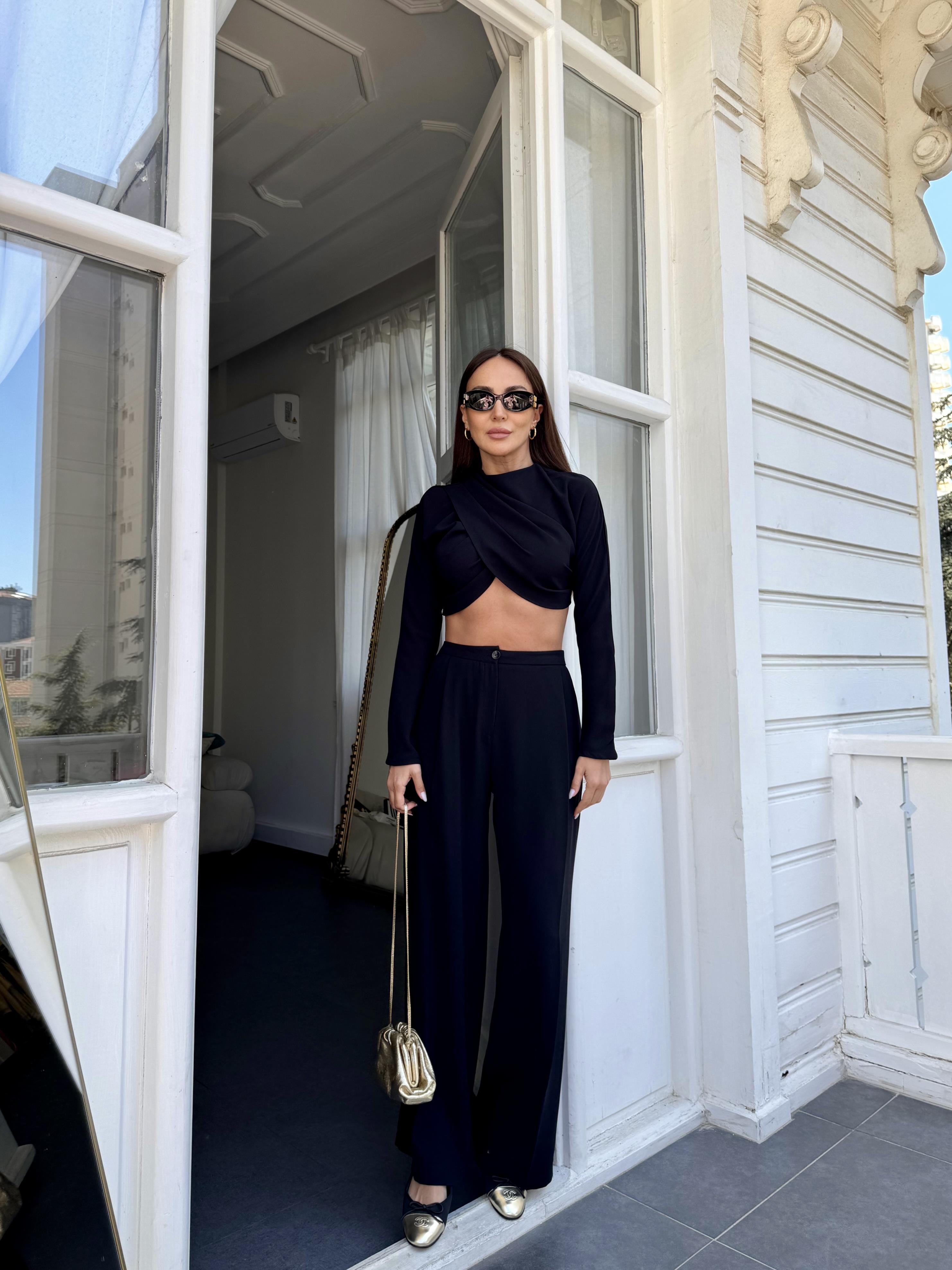 Siyah Crop Pantolon Takım