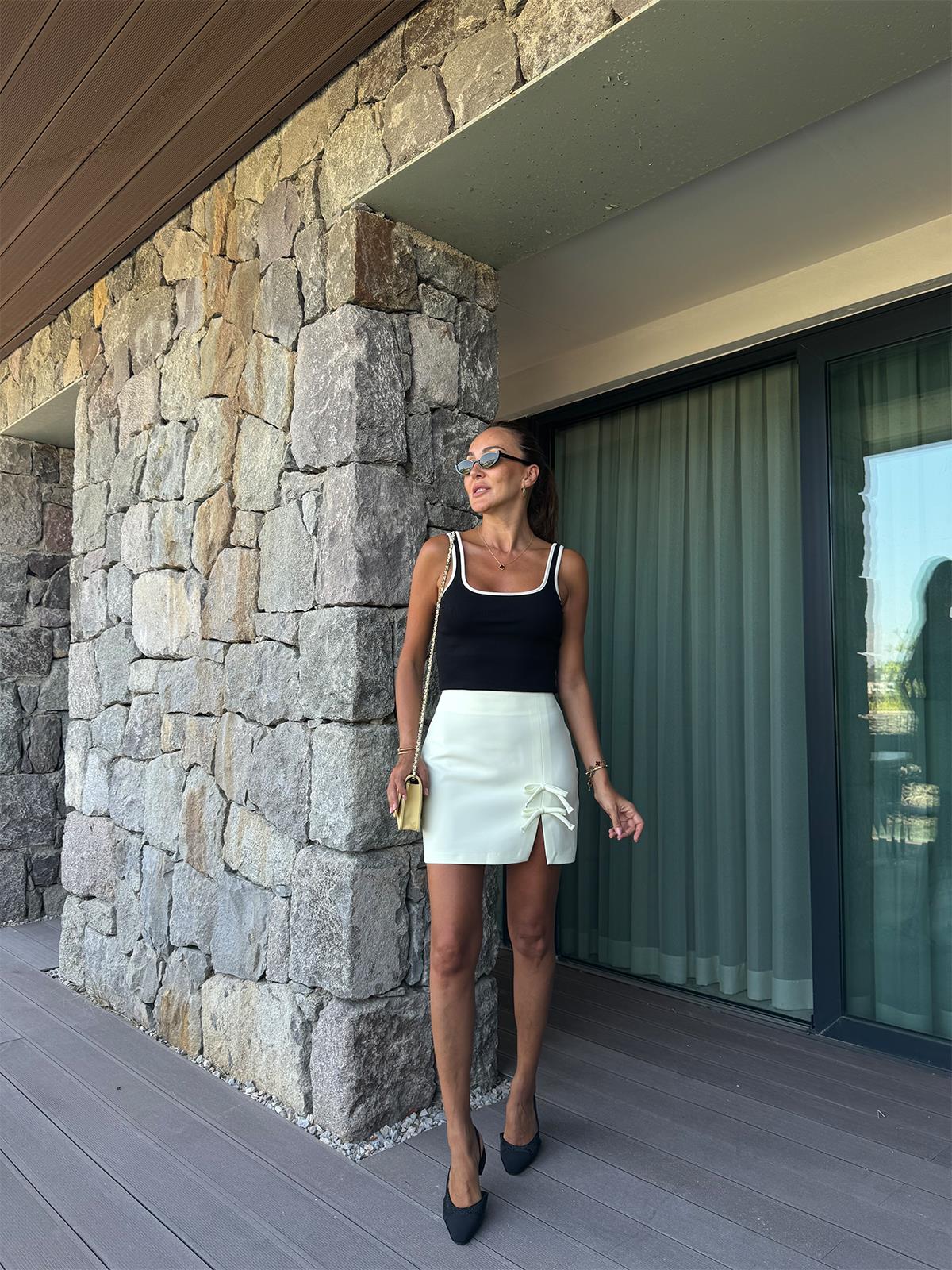 Siyah-Ekru Biyeli Atlet