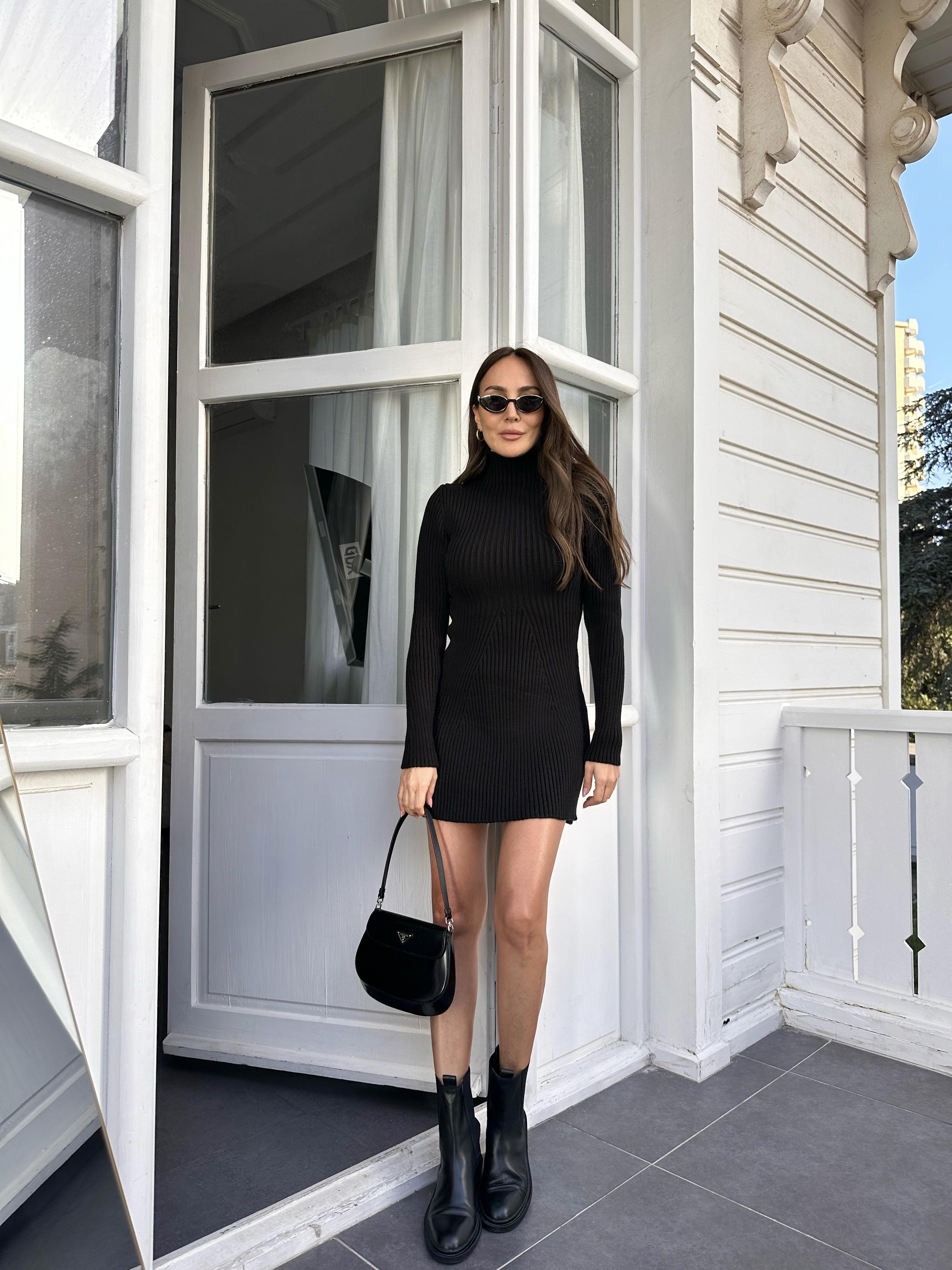 Siyah Fitilli Triko Mini Elbise