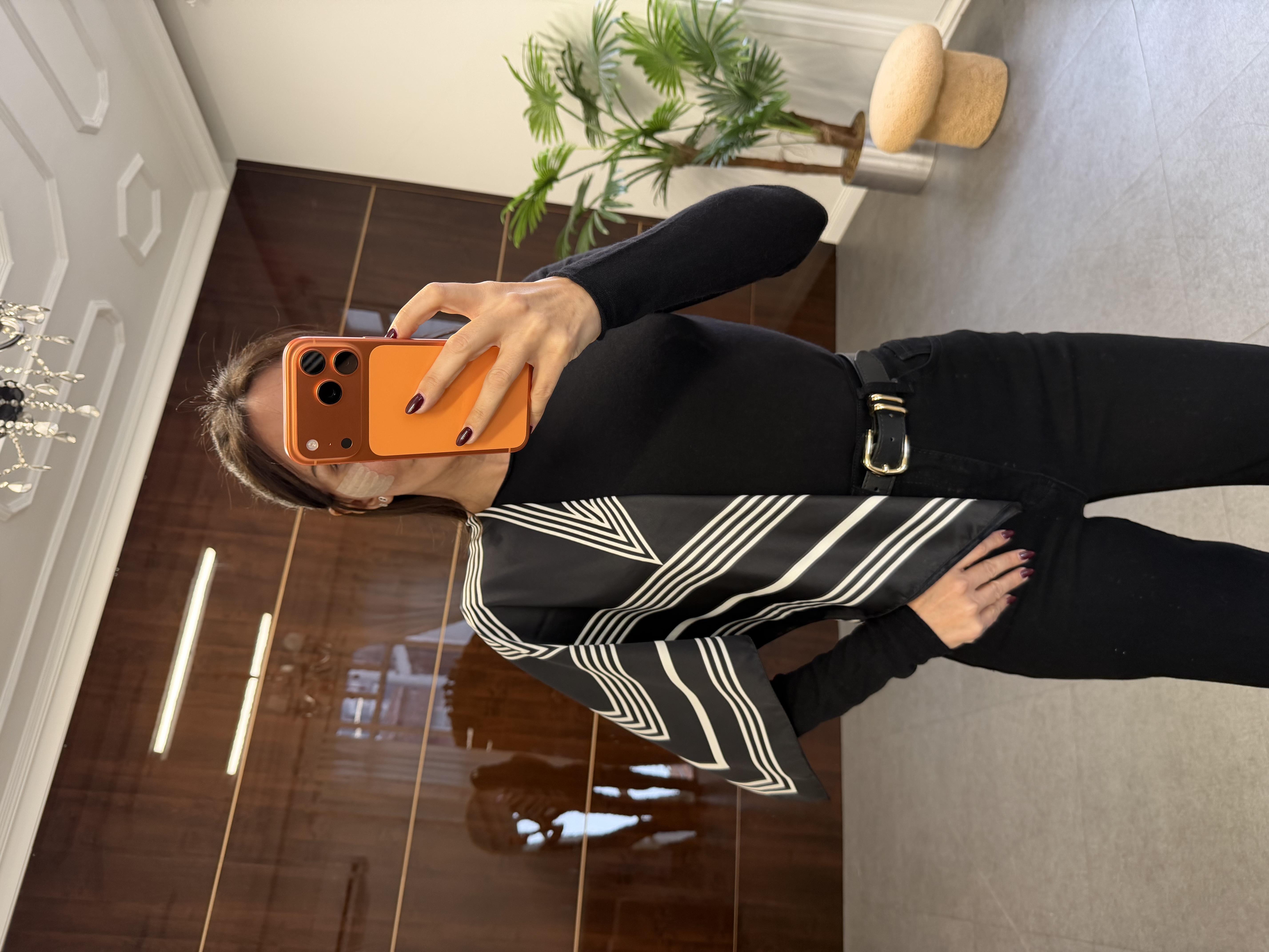 Siyah Geometrik Desen Fular