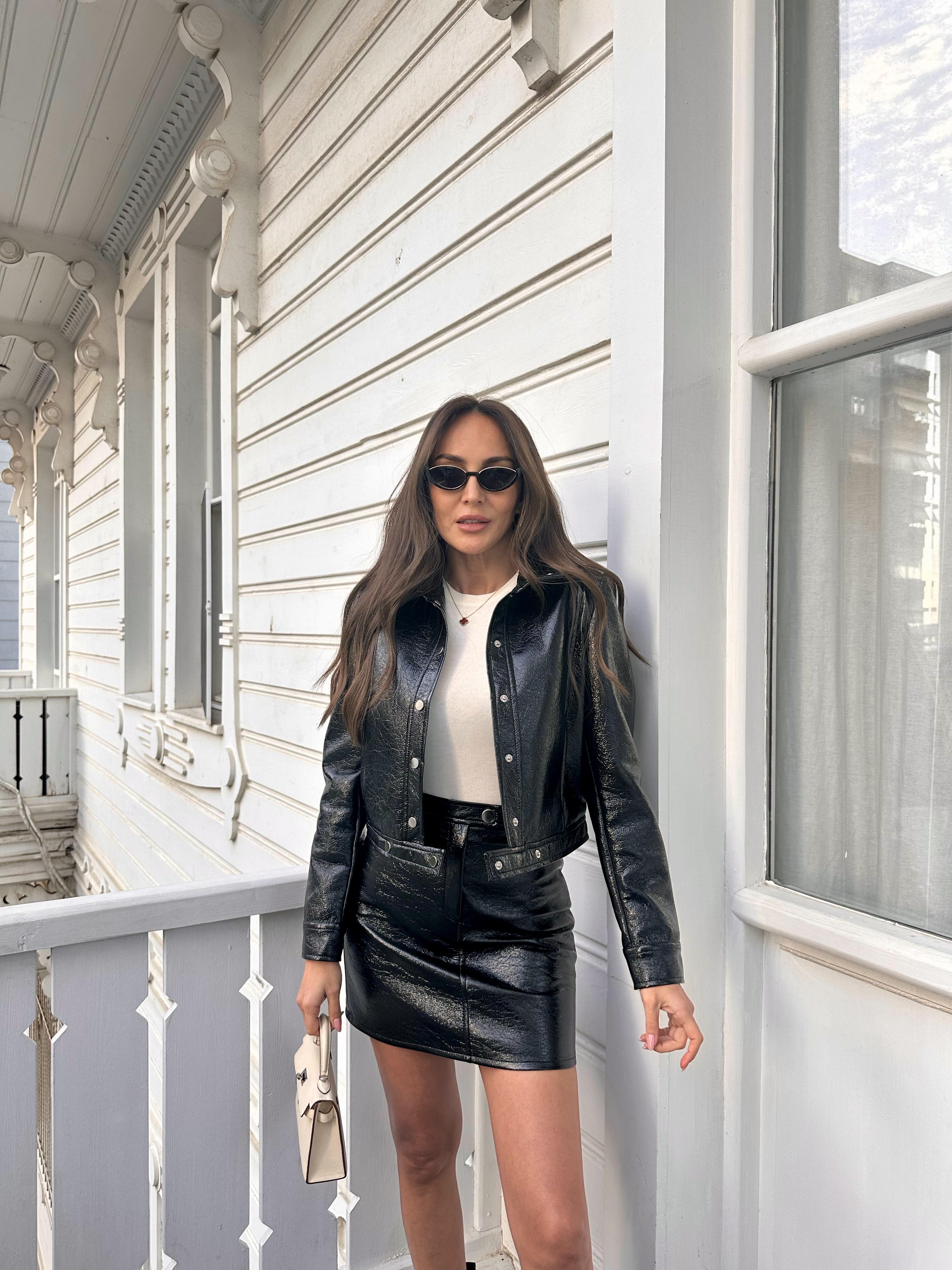 Siyah rugan etek takım