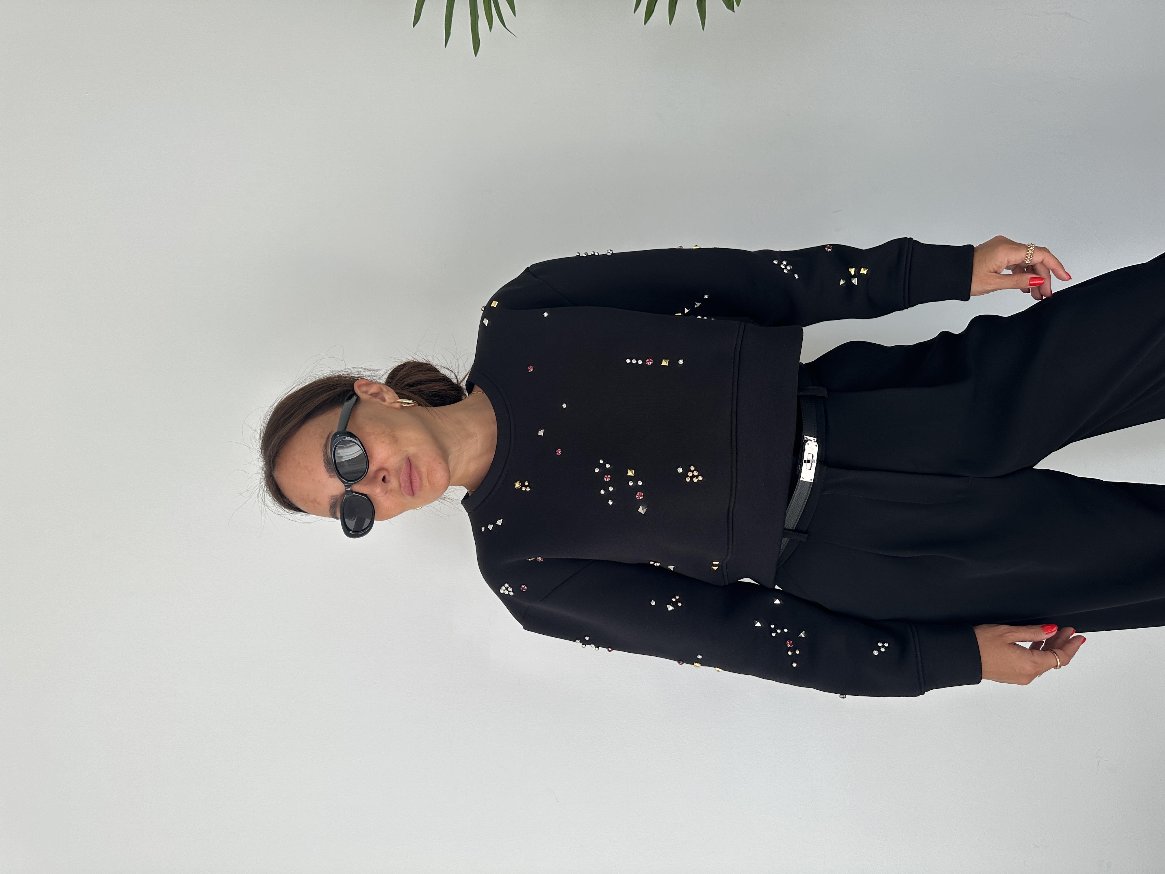 Siyah Taşlı Sweatshirt