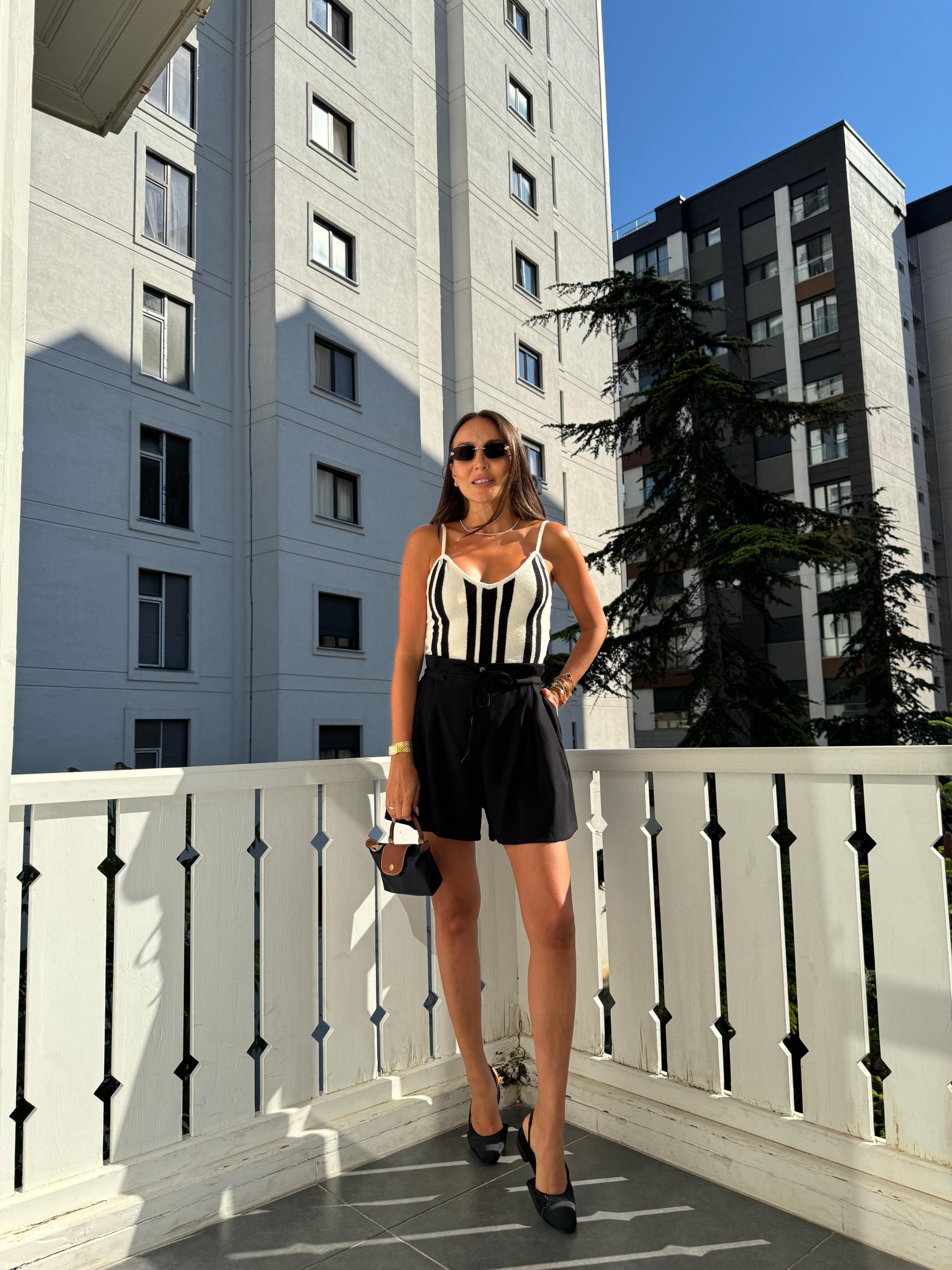 Siyah Tencel Kumaş Şort