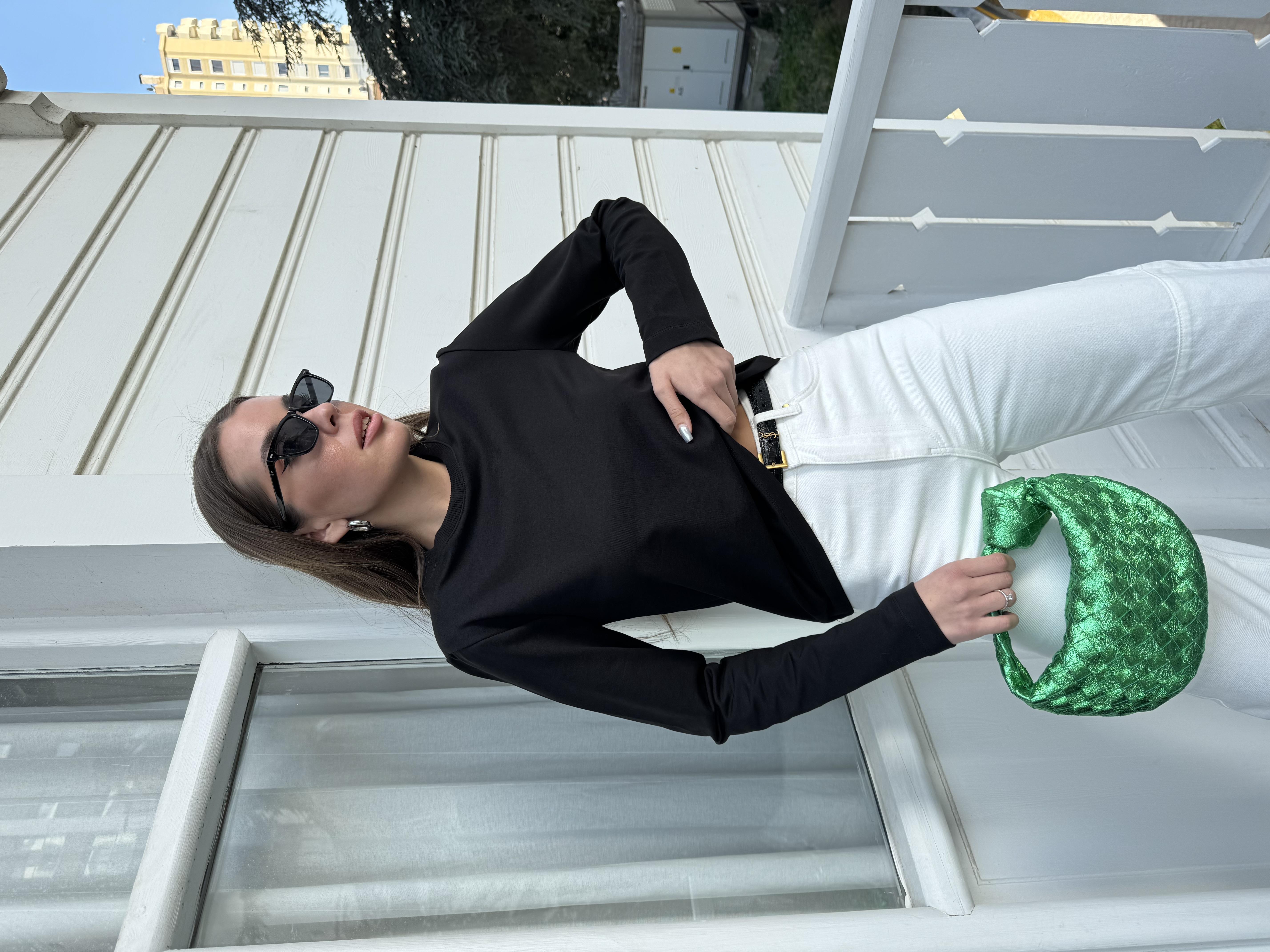 Siyah Vatkalı Sweatshirt