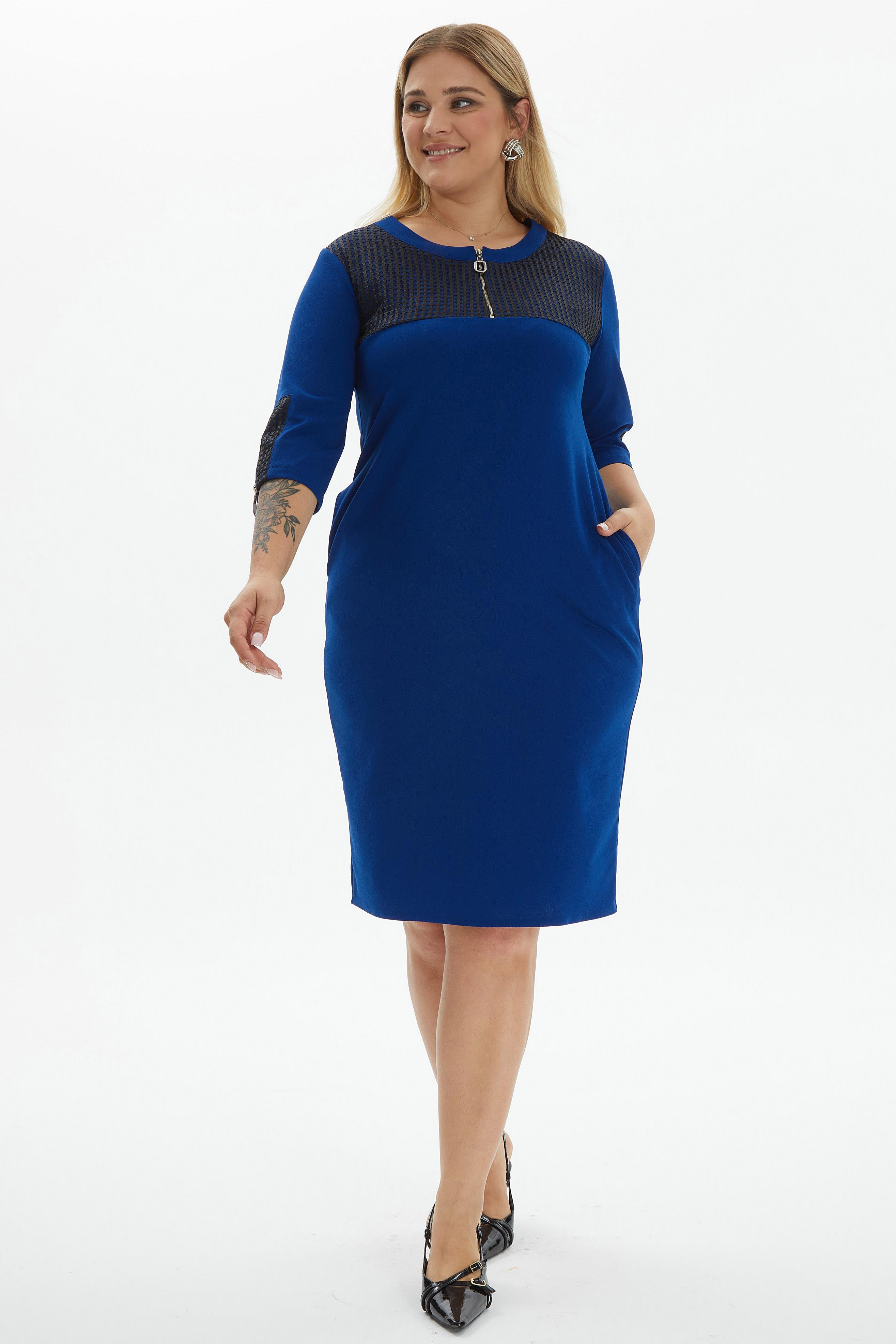 Büyük Beden Yakası Fermuarlı Elbise