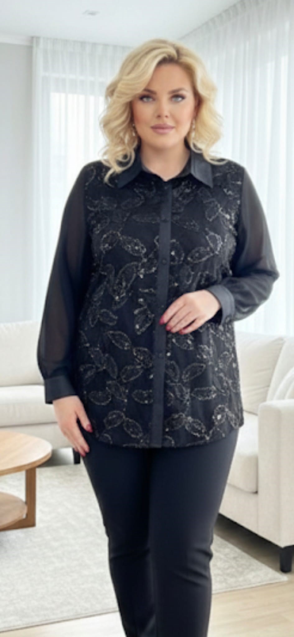 Büyük Beden Yaprak İşlemeli Gömlek