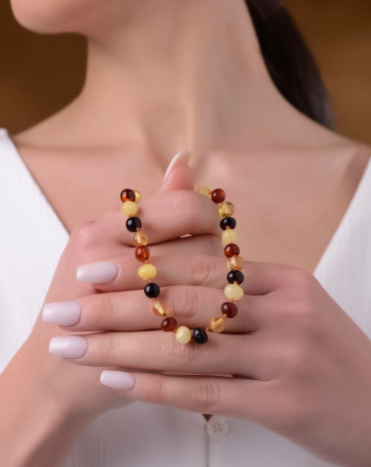 Anne Çok Renkli Kehribar Kolye