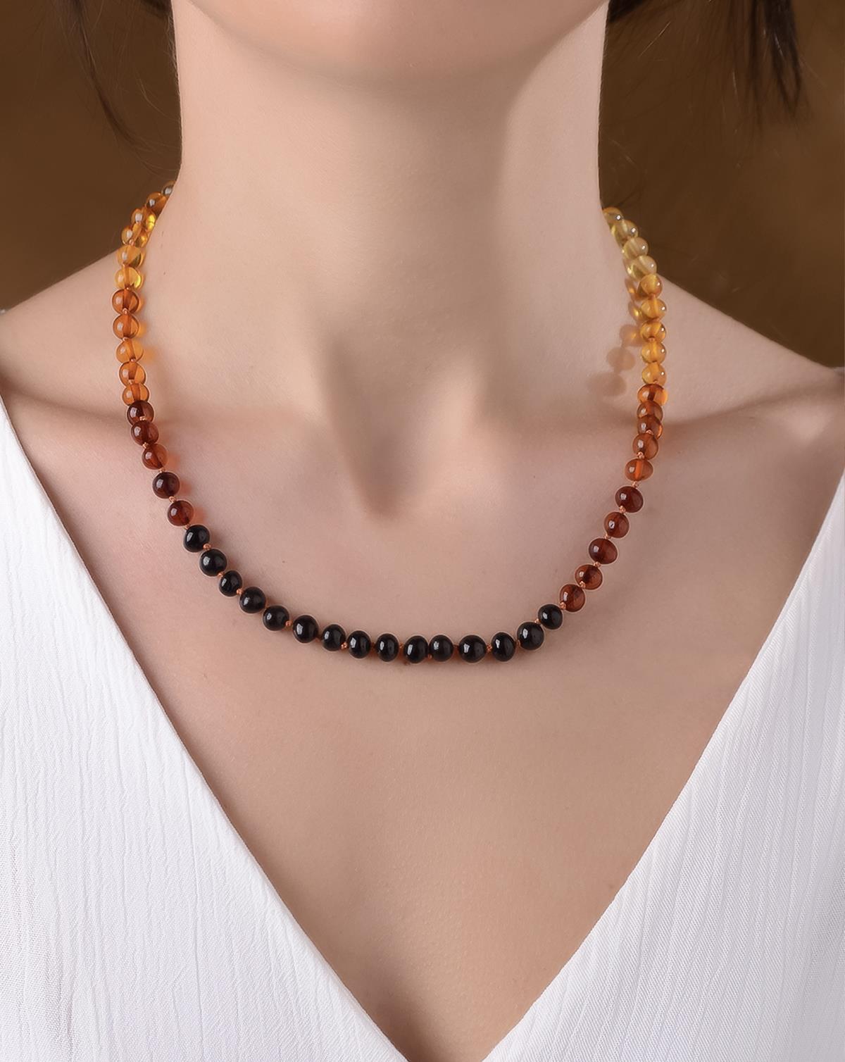 Anne Gökkuşağı Kehribar Kolye