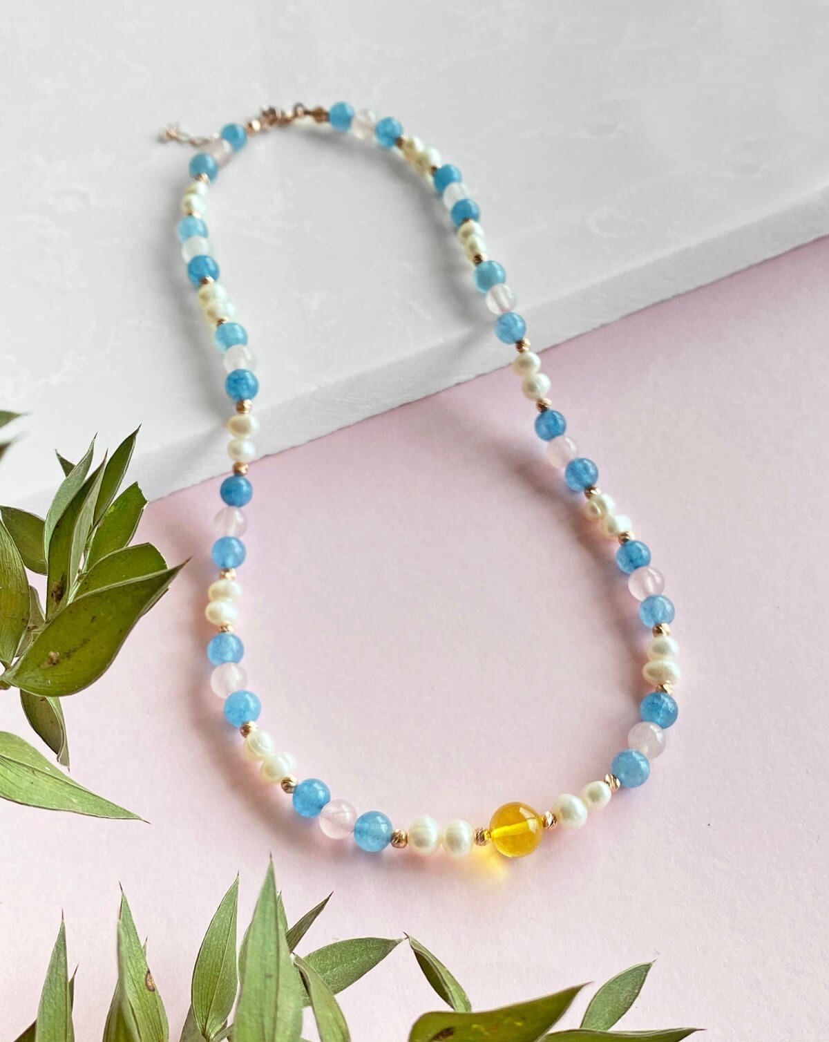 İnci Pembe Quartz Akuamarin Taşlı Bal Rengi Kehribar Kolye