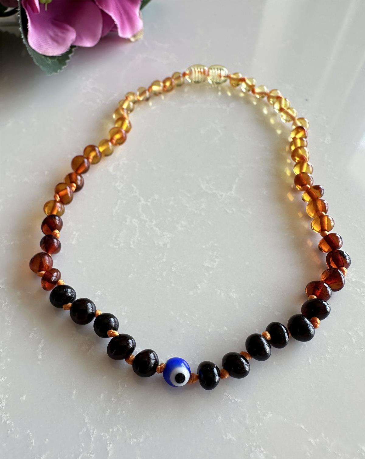 Nazar Boncuklu Gökkuşağı Rengi Kehribar Kolye