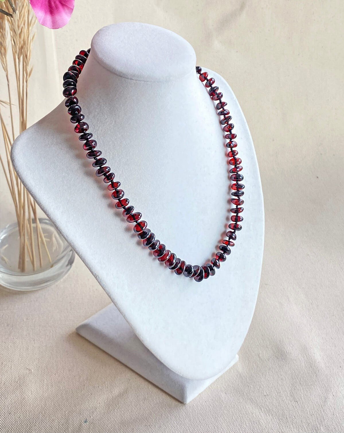 Özel Seri Vişne Rengi Kehribar Kolye