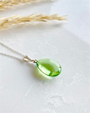 925 Ayar Gümüş Özel Seri Yeşil Kehribar Kolye