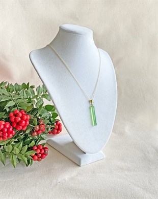 925 Ayar Gümüş Özel Seri Yeşil Kehribar Kolye