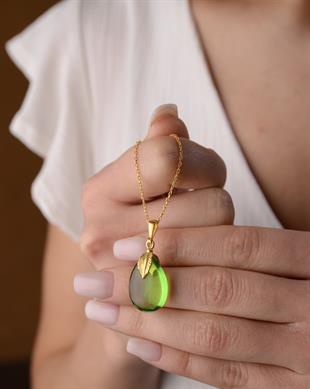 Altın Kaplama 925 Ayar Gümüş Yaprak Tasarım Yeşil Kehribar Kolye