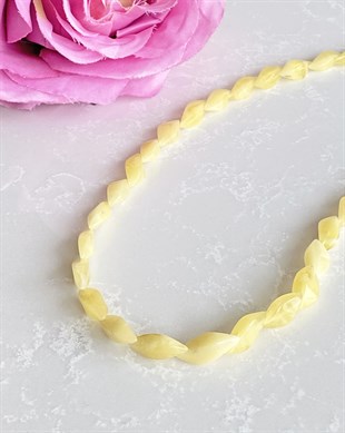 Özel Kesim Milky Kehribar Kolye