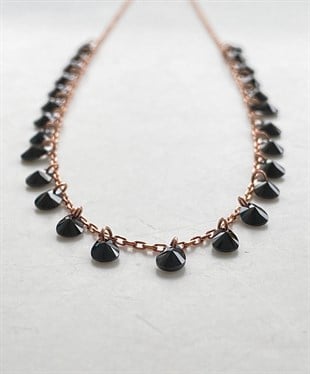 Siyah Taşlı Damla Gümüş Kolye