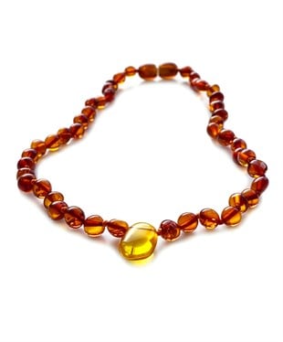 Uçlu Karamel Rengi Kehribar Kolye