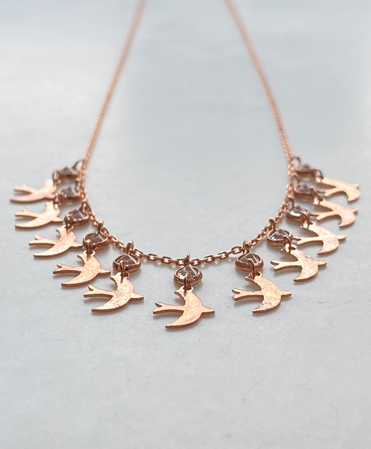 Gurmet Taşlı Kırlangıç Gümüş Kolye