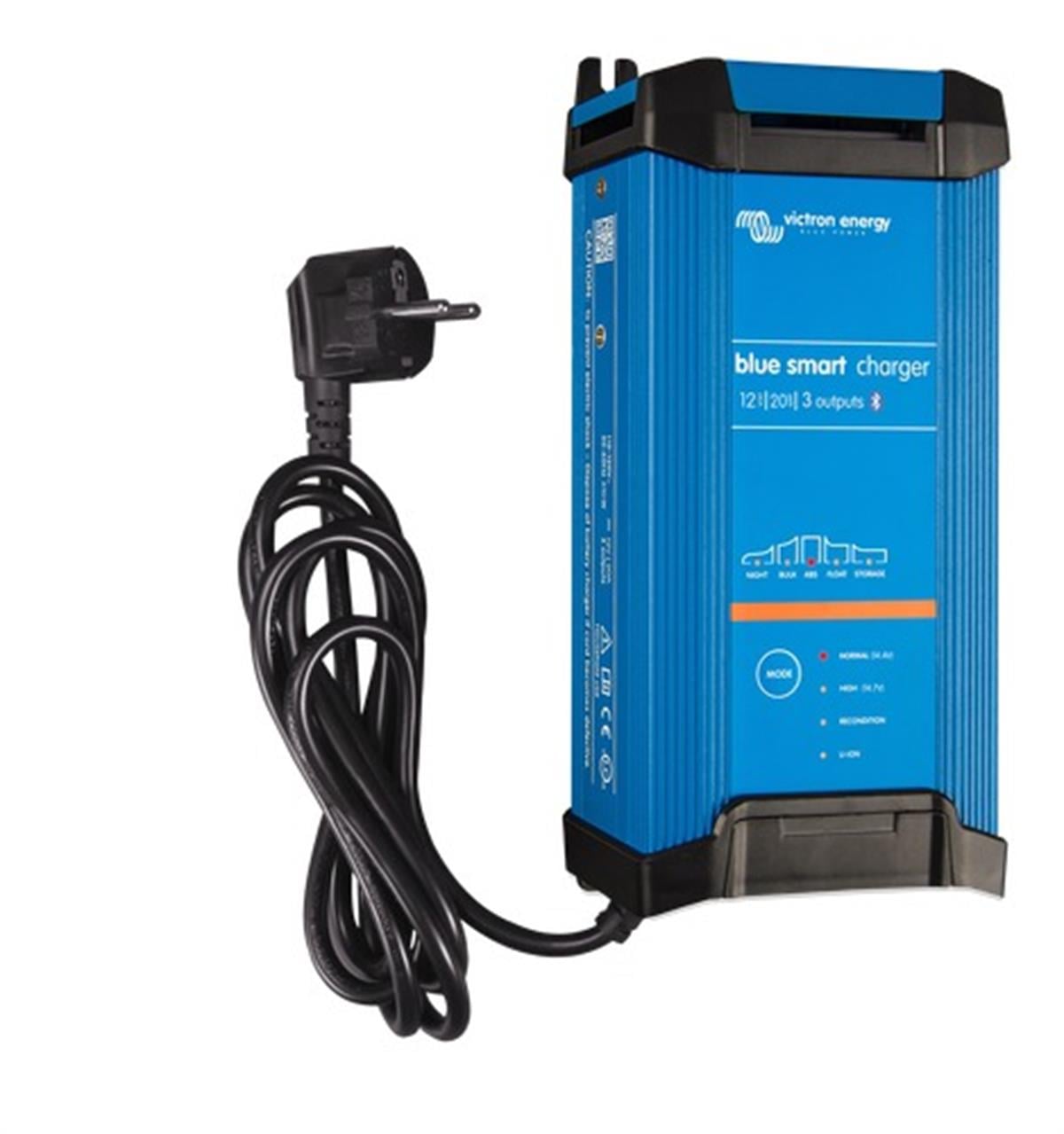 Blue Smart IP22 Charger 12/20