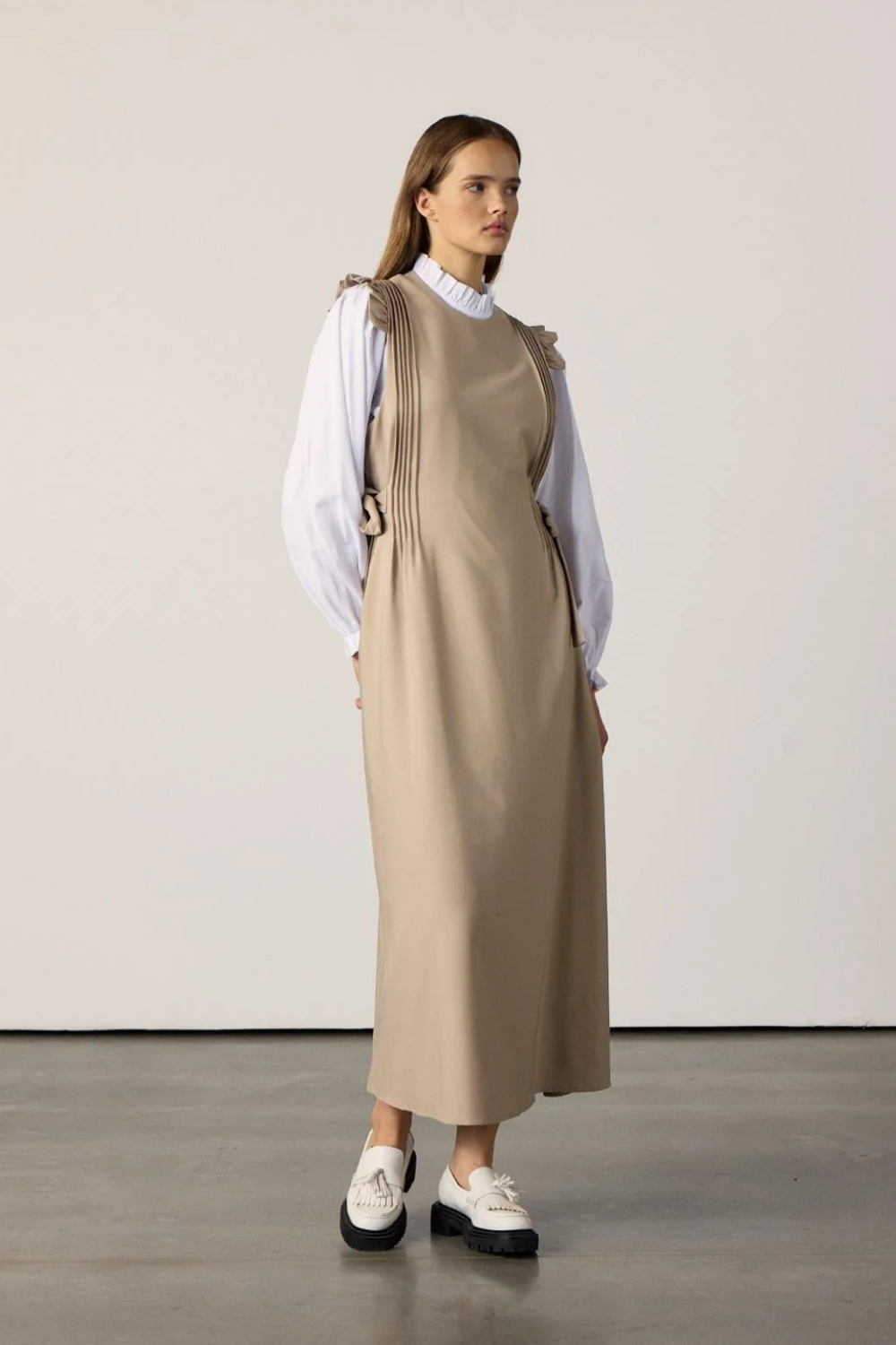 Gömlekli Elbise Taş