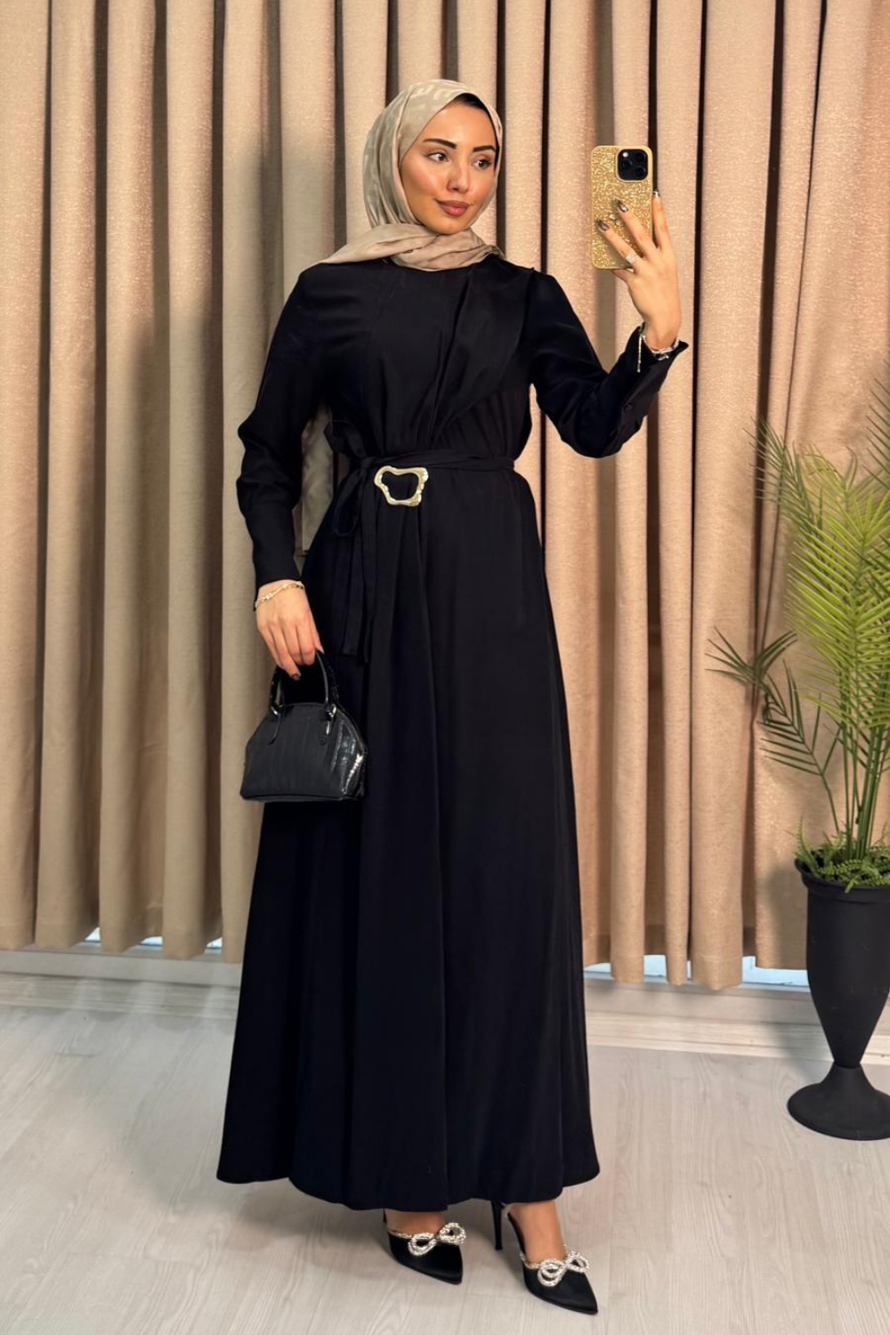 Toka Detaylı Elbise Siyah