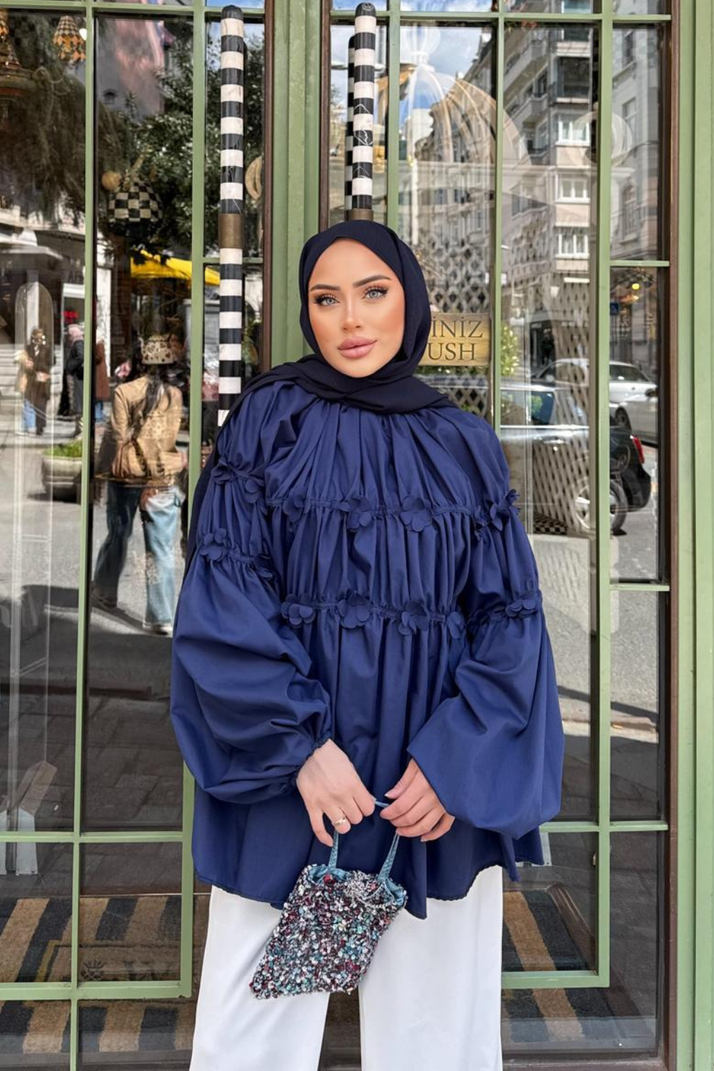 Çiçek Detaylı Gömlek Lacivert