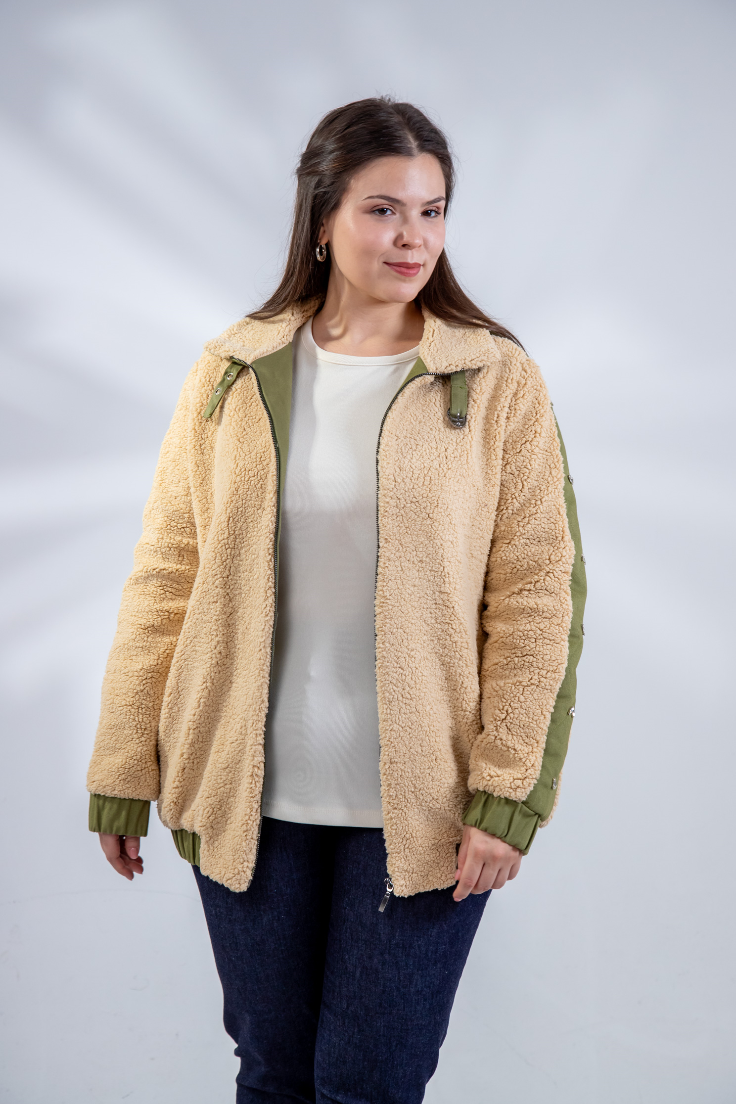 Büyük Beden 1222613 Peluş Ceket Bej