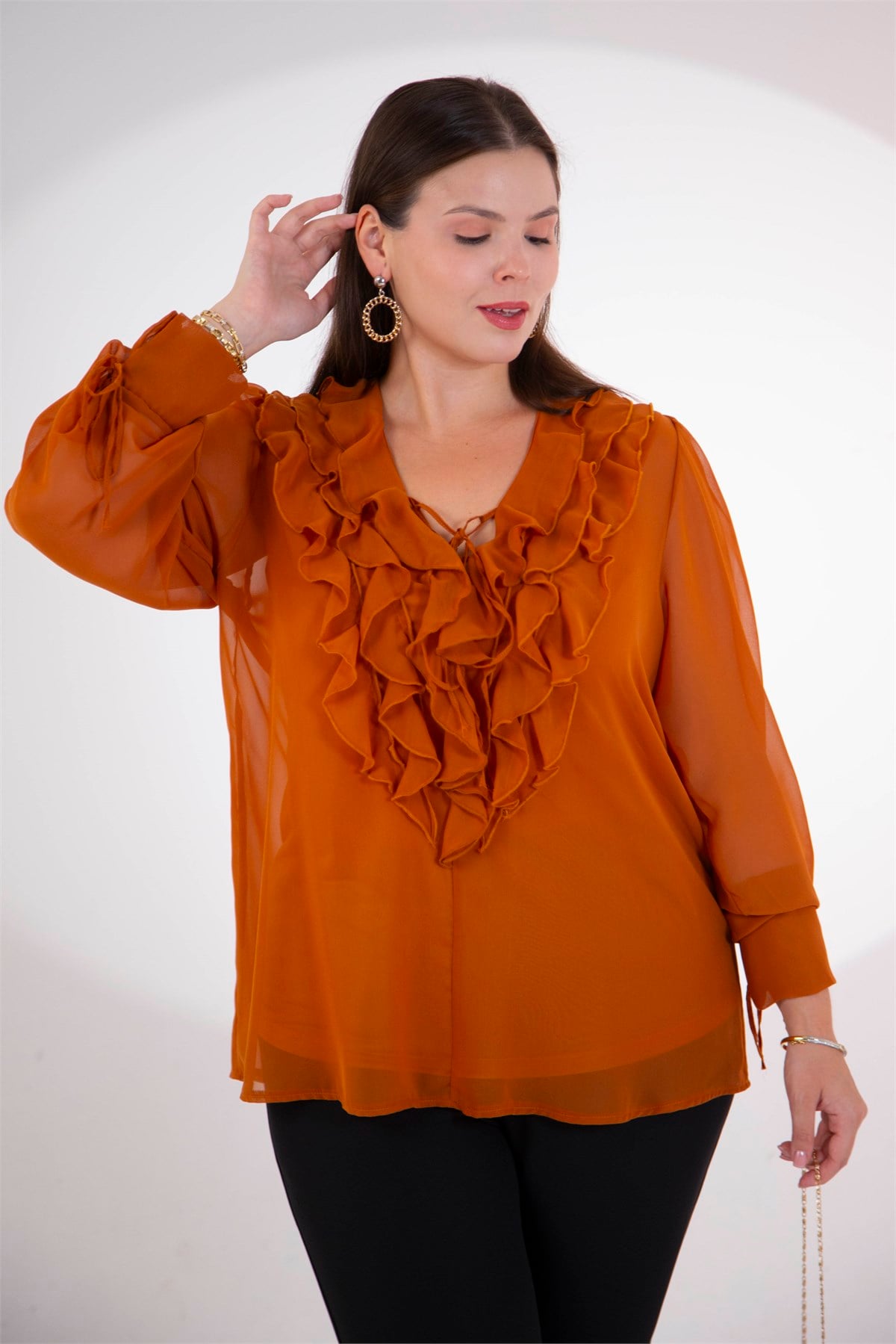 Büyük Beden 1122517 Yaka Volanlı Şifon Bluz Camel