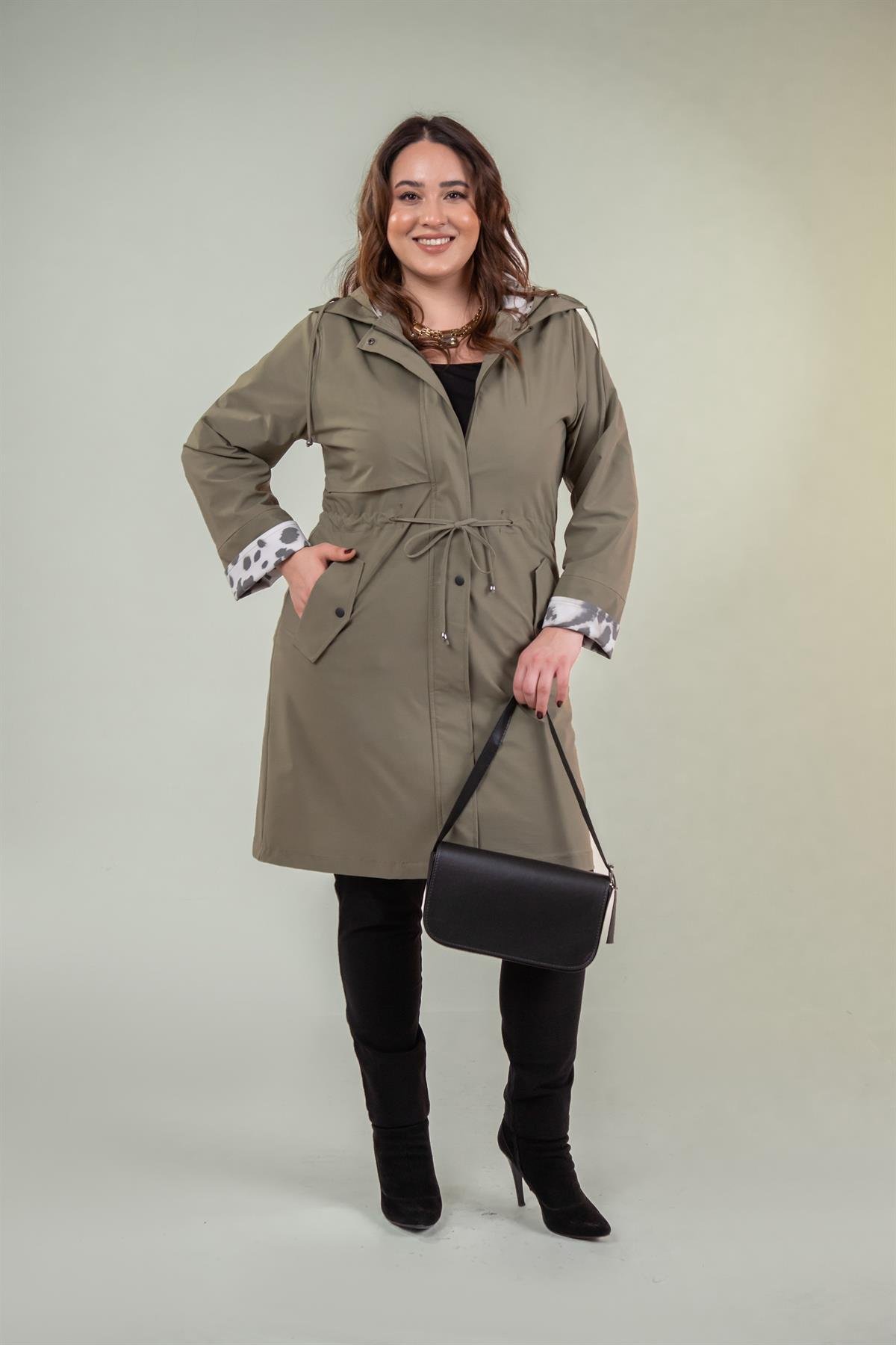 Büyük Beden 122137 Leoparlı Trençkot Haki